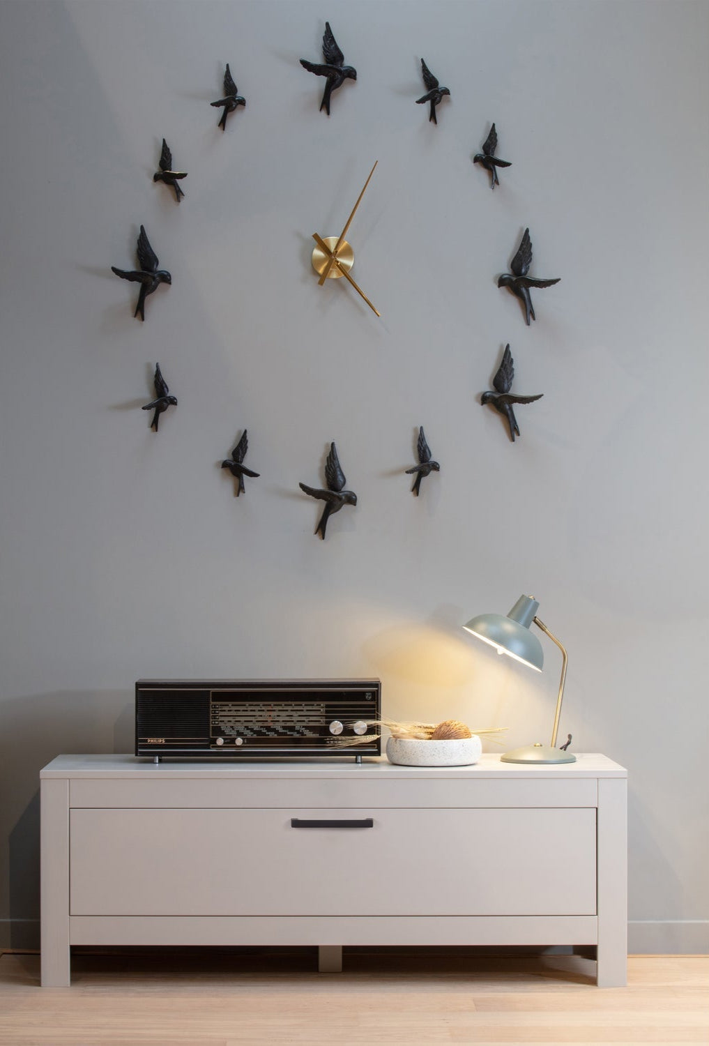 RTV skříň BONK jasně šedá borovice