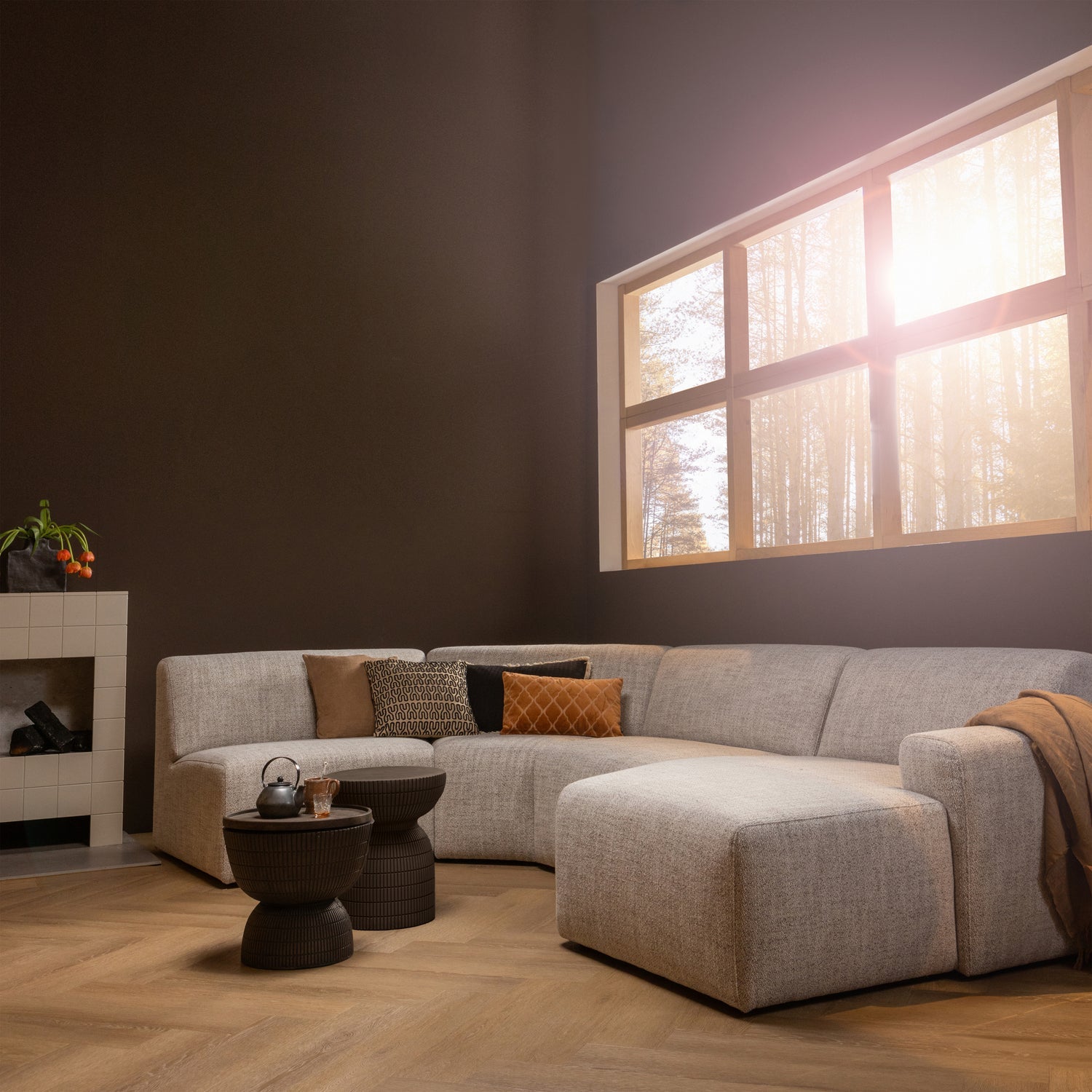 Boční stolek SAMSON tmavě hnědý