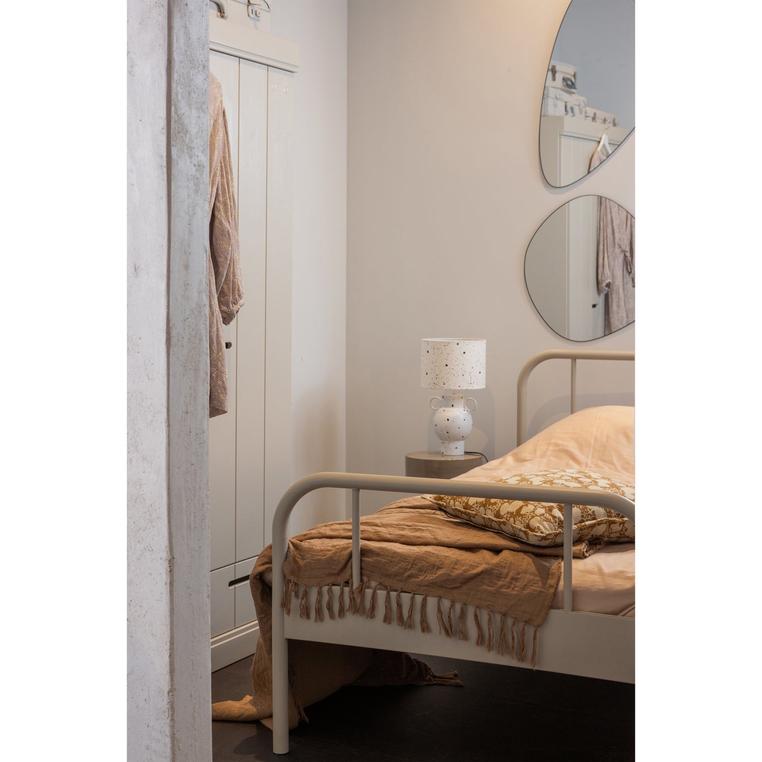 Jednolůžková postel MATA písková