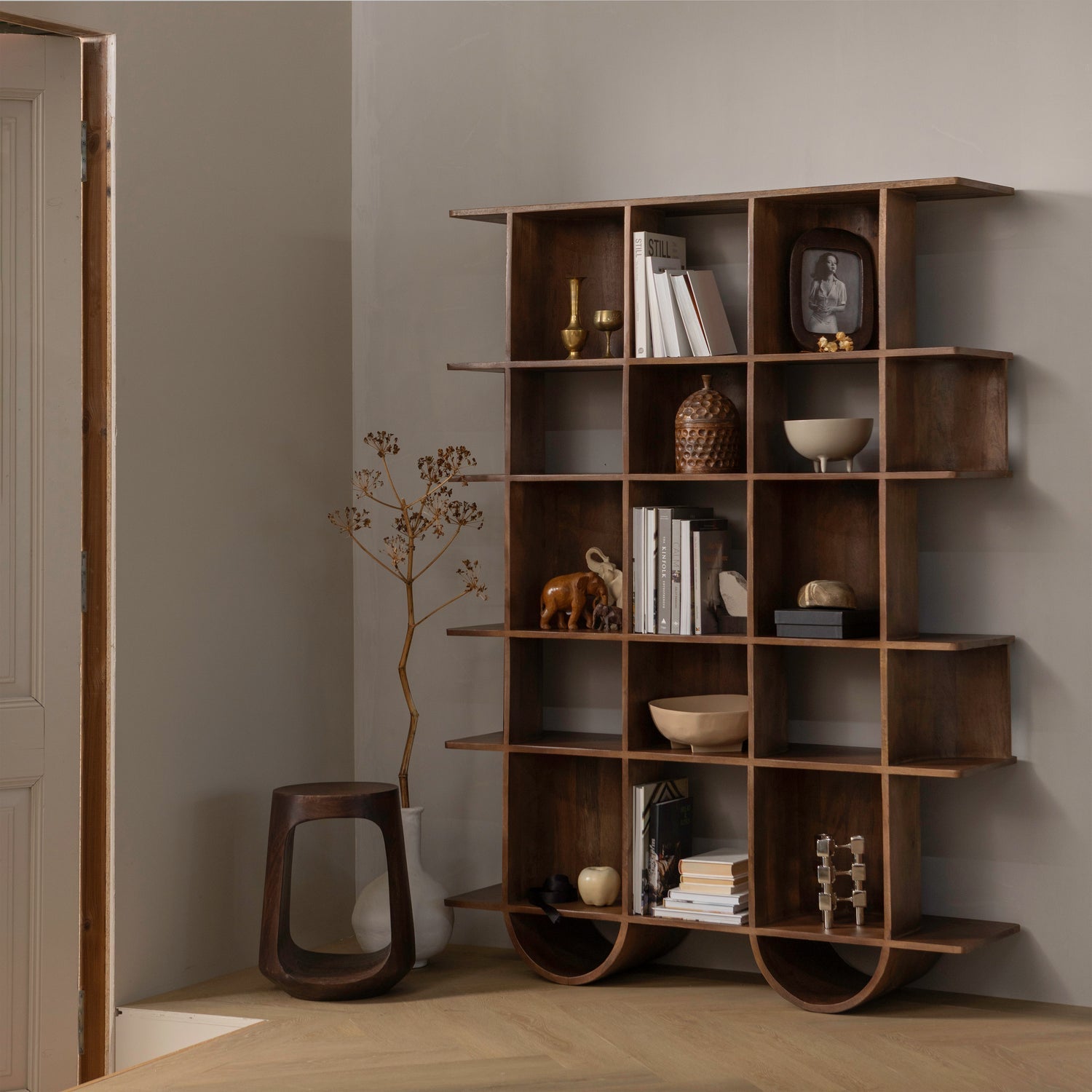 Boční stolek BAYO z mangového dřeva