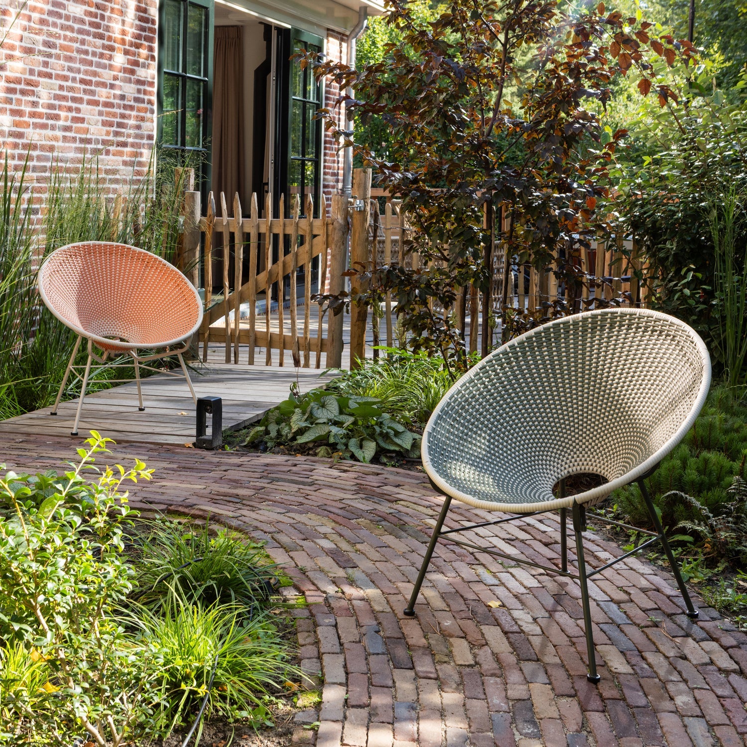 Zahradní křeslo KAZOUN zelené s černým podstavcem