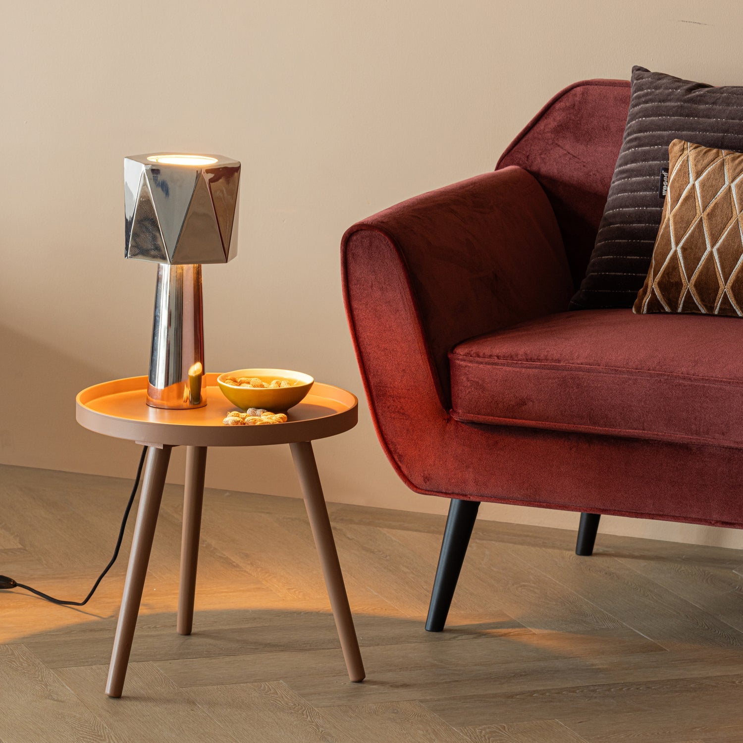 Stolek SASHA špinavě růžový