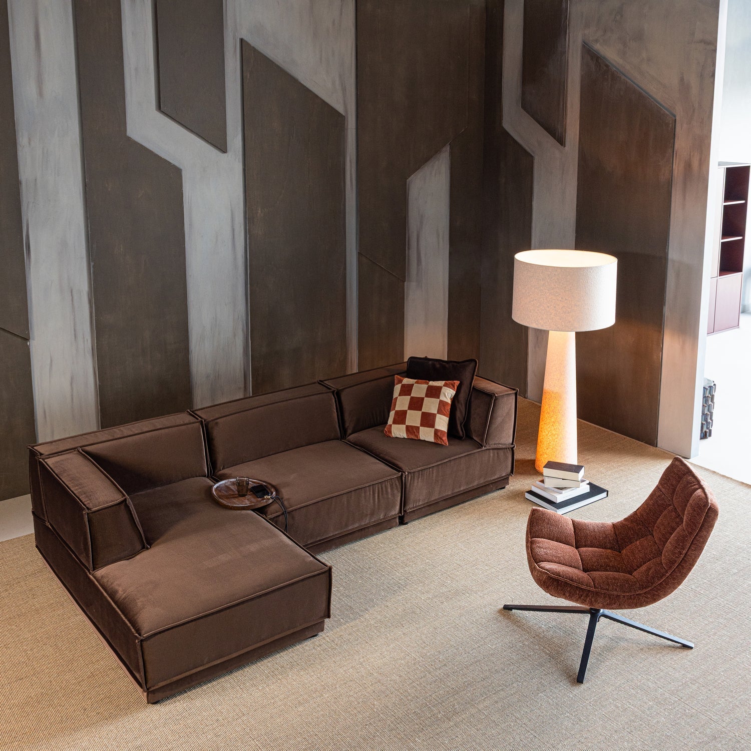 Otáčecí křeslo MAUDI červenohnědé s chenillem