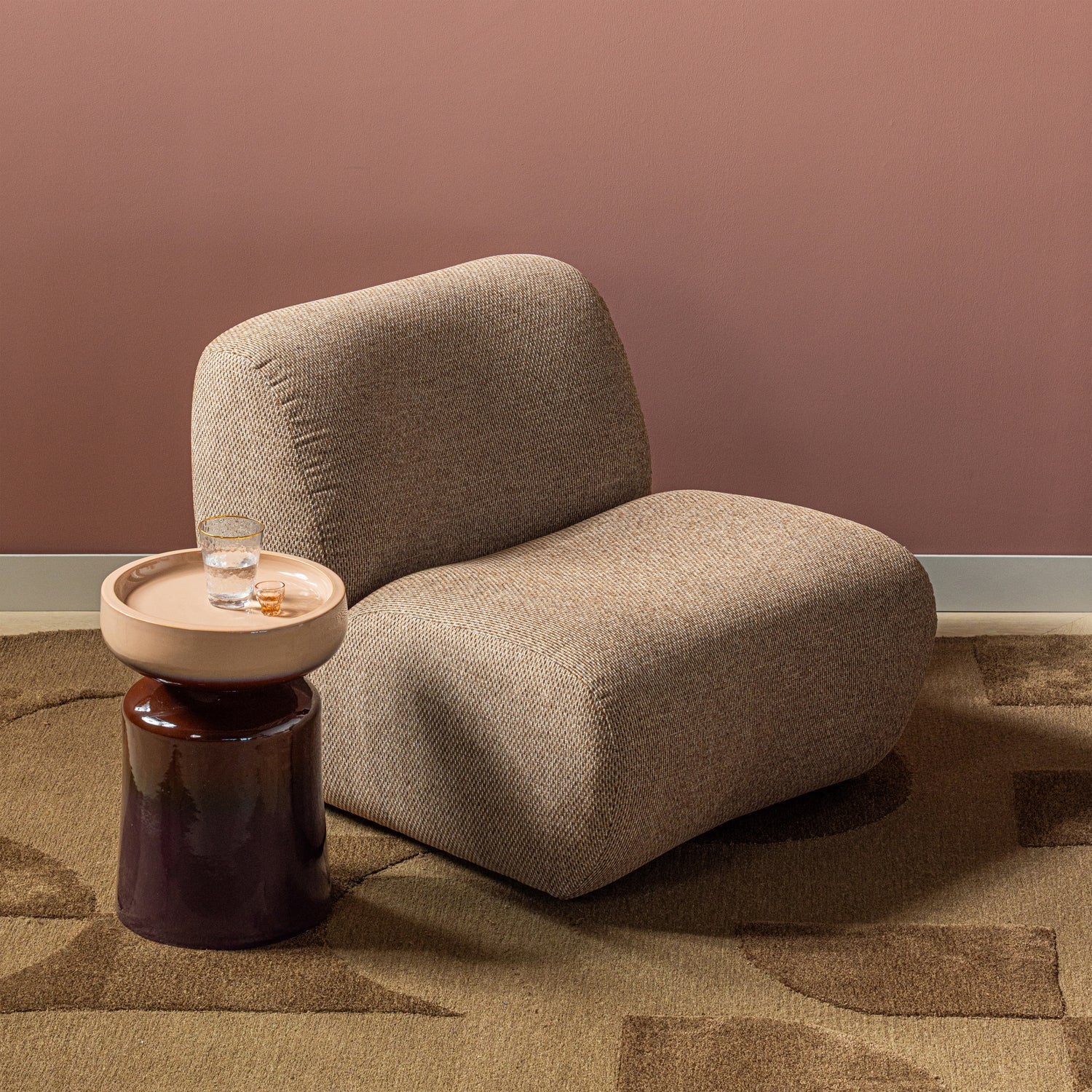 Boční stolek TUMO tmavě fialový s béžovou