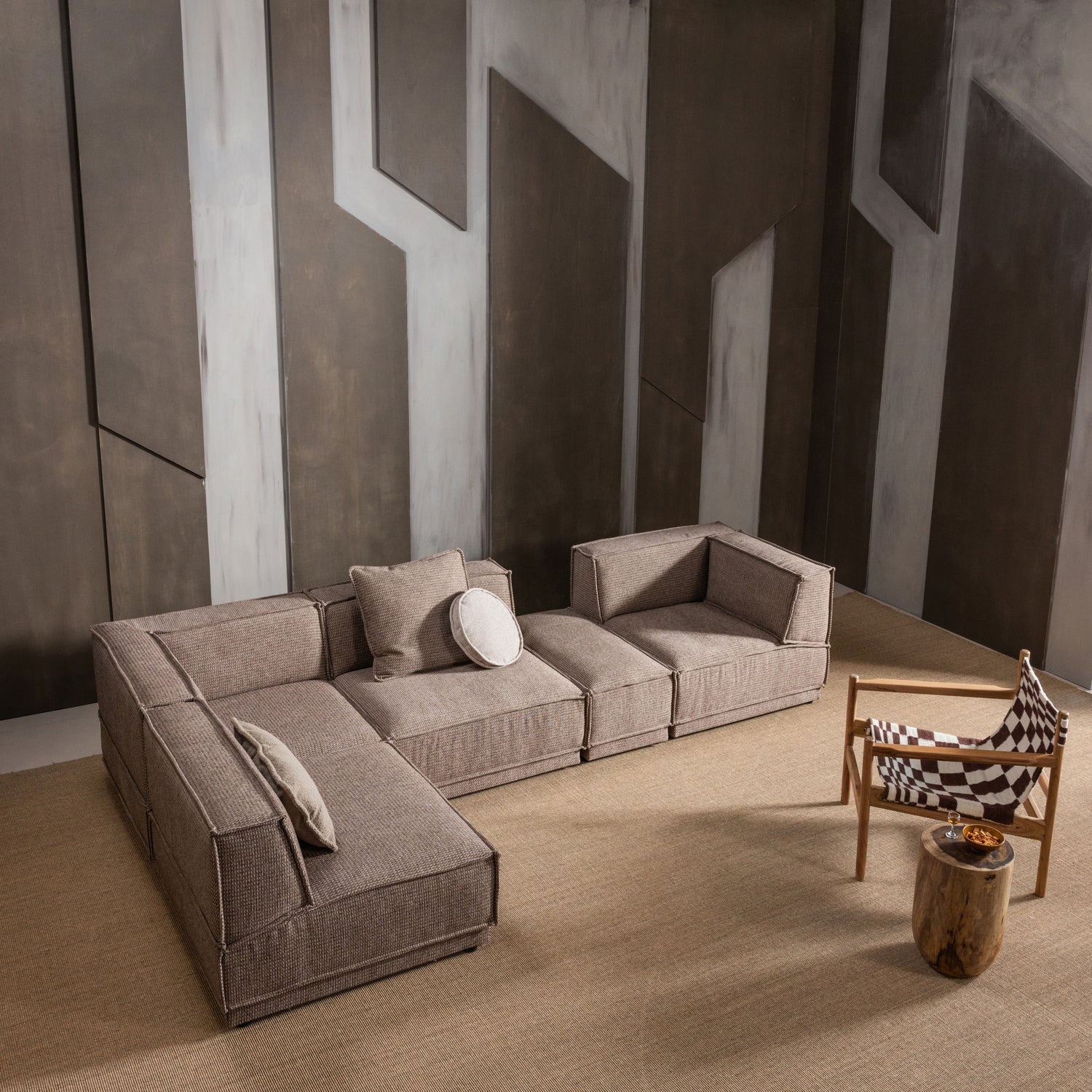 VIRI Wooden Side Table