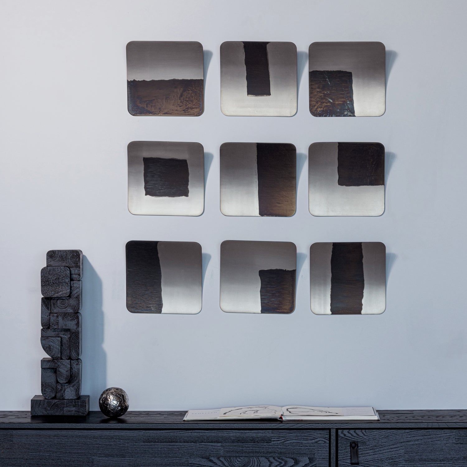ISAN Decoration Black