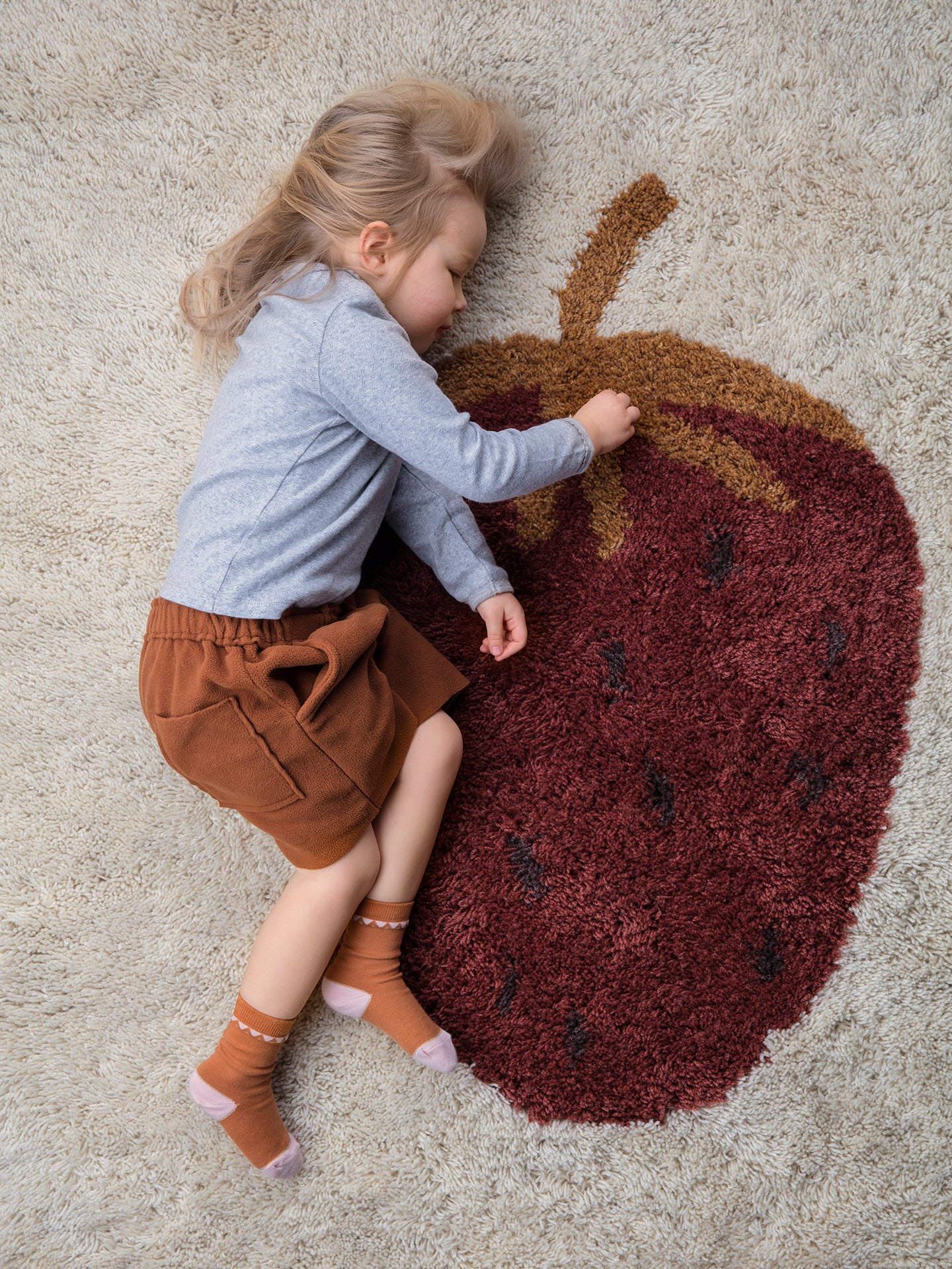 Dywan dziecięcy FRUITICANA STRAWBERRY beżowy