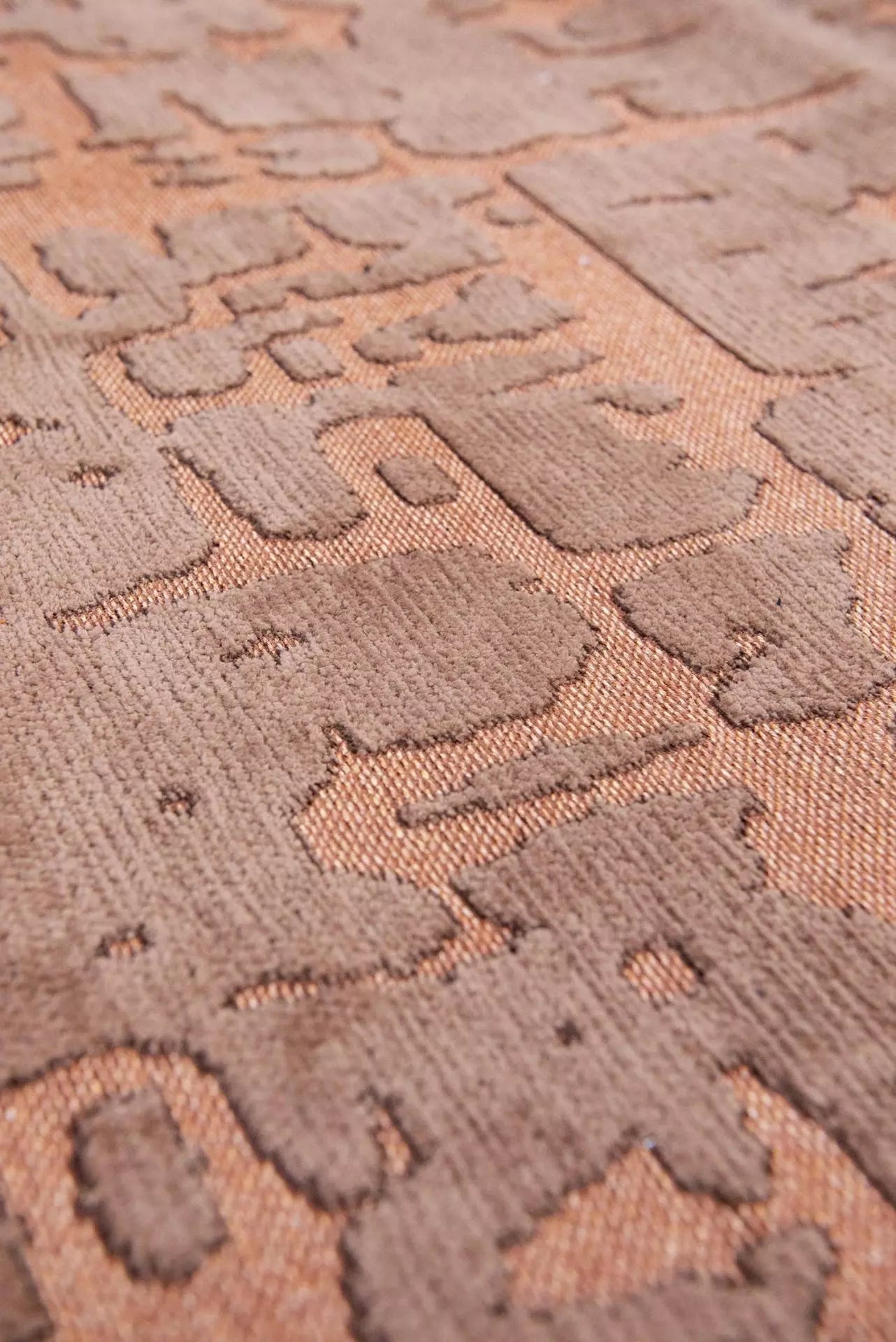 Oválný koberec BAOBAB ZA COPPER lososový