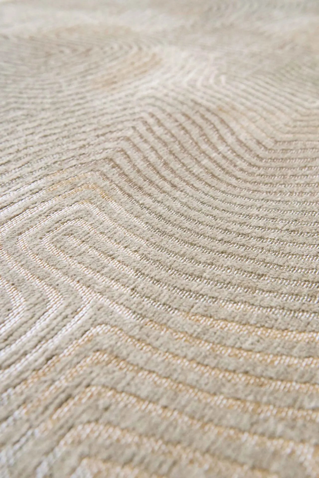 Oval Rug CORAL SHELL BEIGE beige with white
