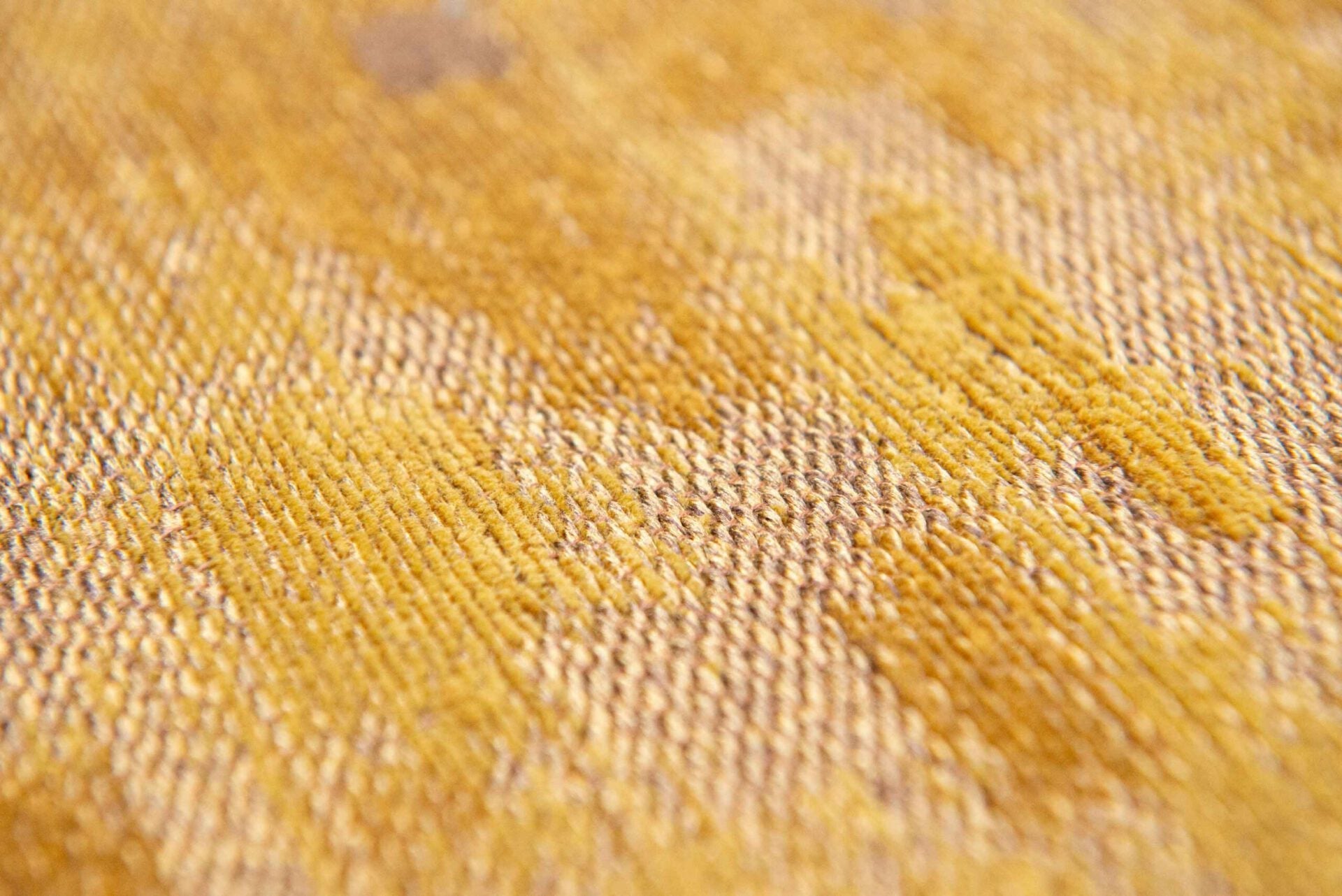 Koberec VENETIAN DUST RIALTO GOLD zlatý