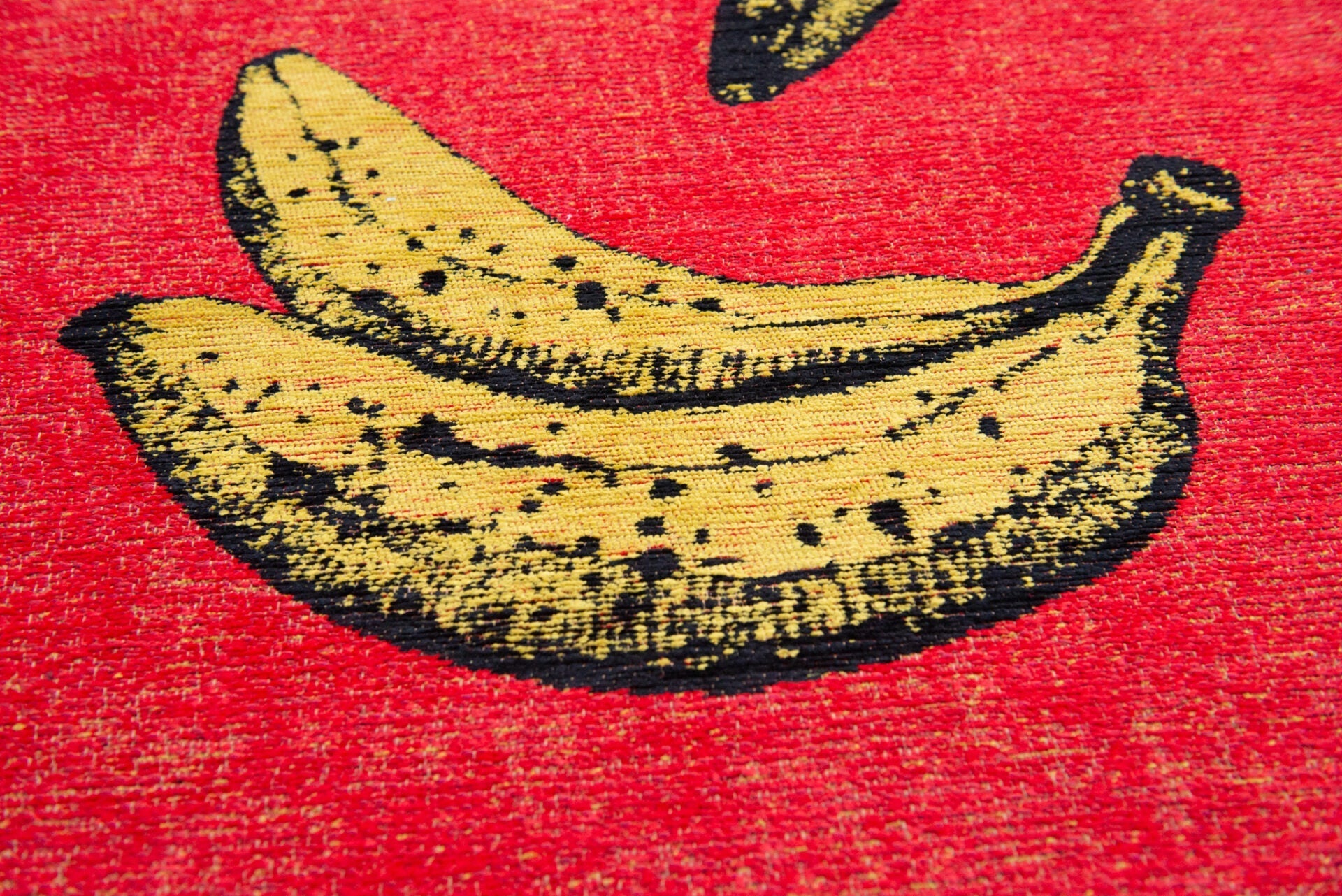 Banana rug Miami Red Red