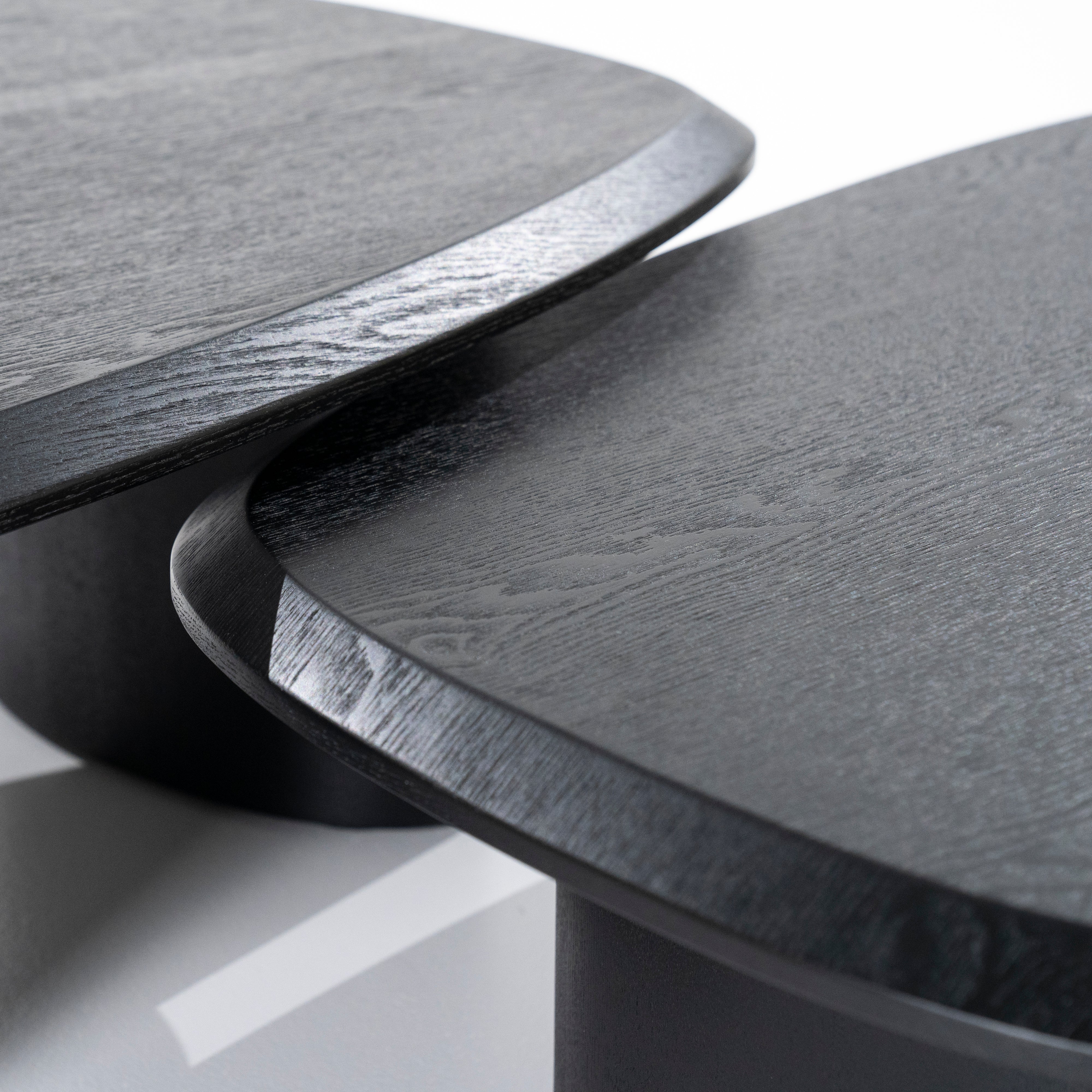 Konferenční stolek WALTER černý dubová dýha