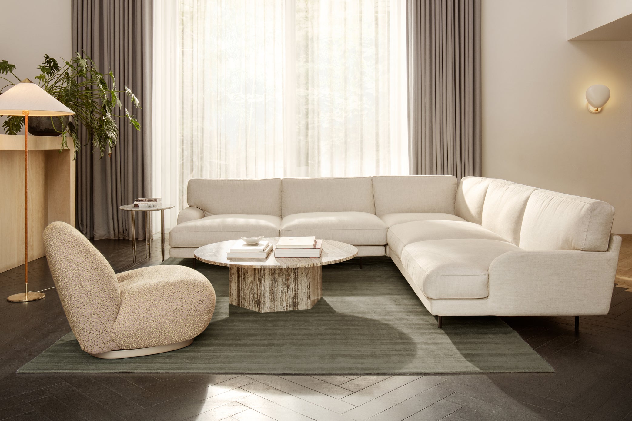 Dywan GUBI zielony z długim włosiem