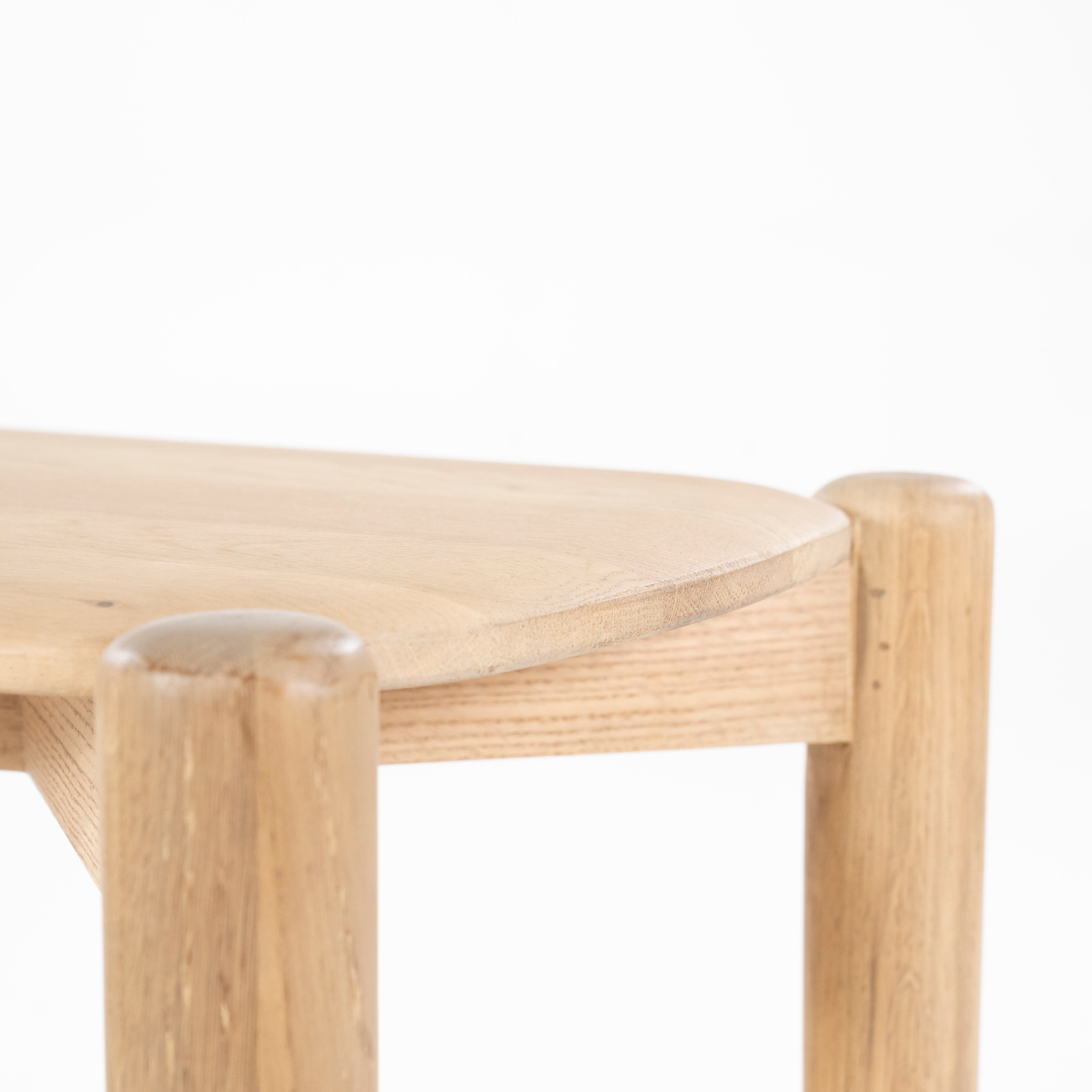 Konzole SELBU dubové dřevo