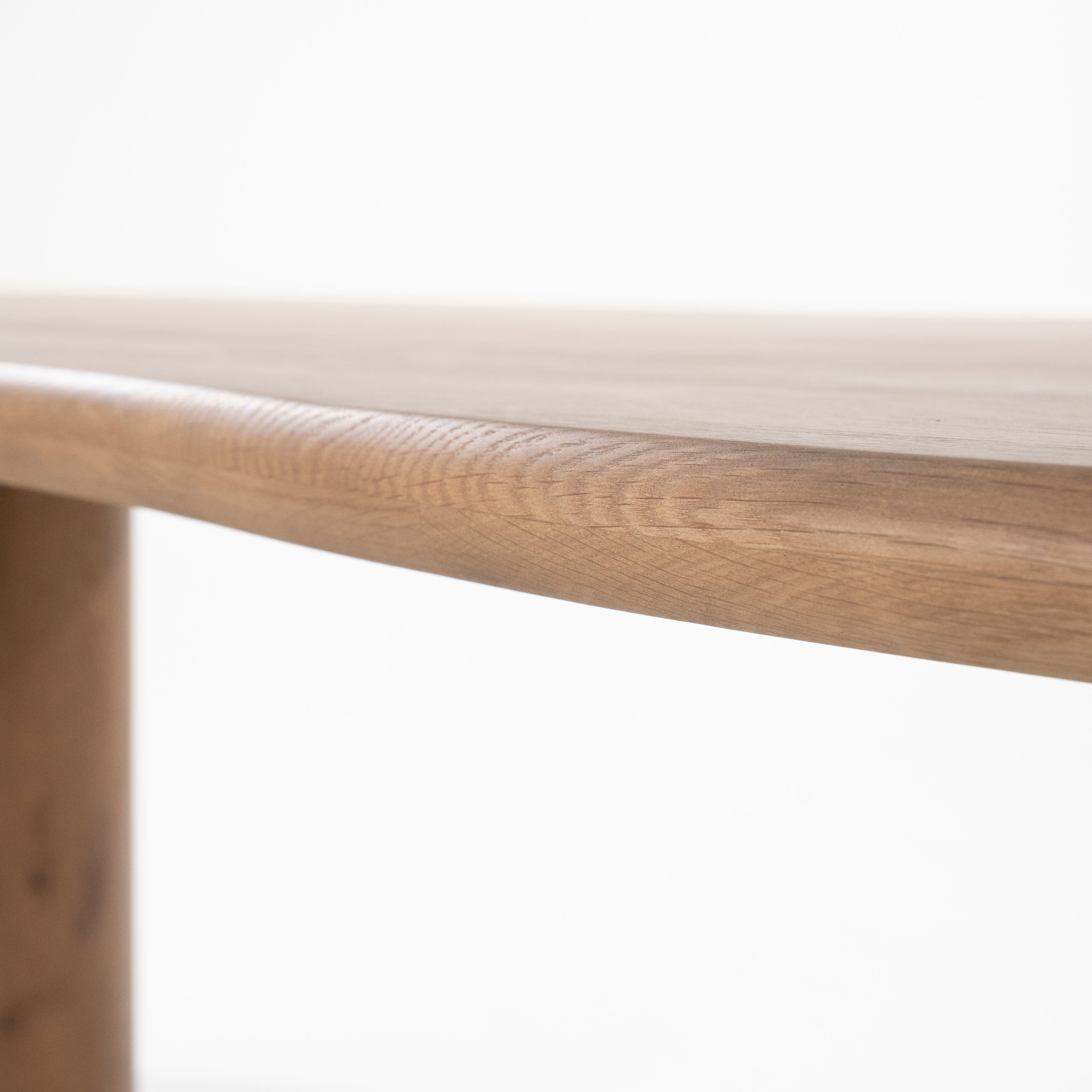 Stół owalny JOSH ciemne drewno dębowe