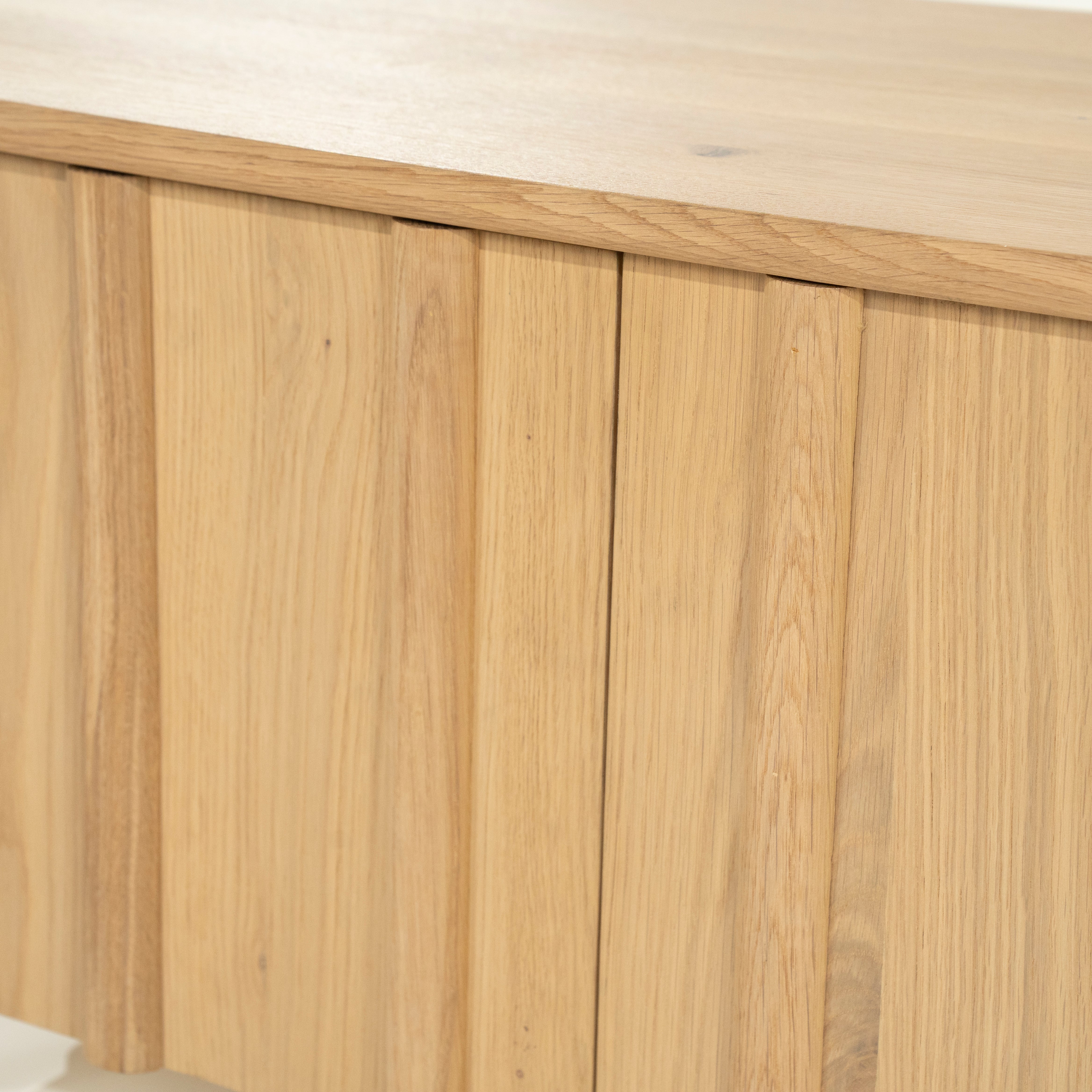 JAKE RTV Cabinet Oak Wood