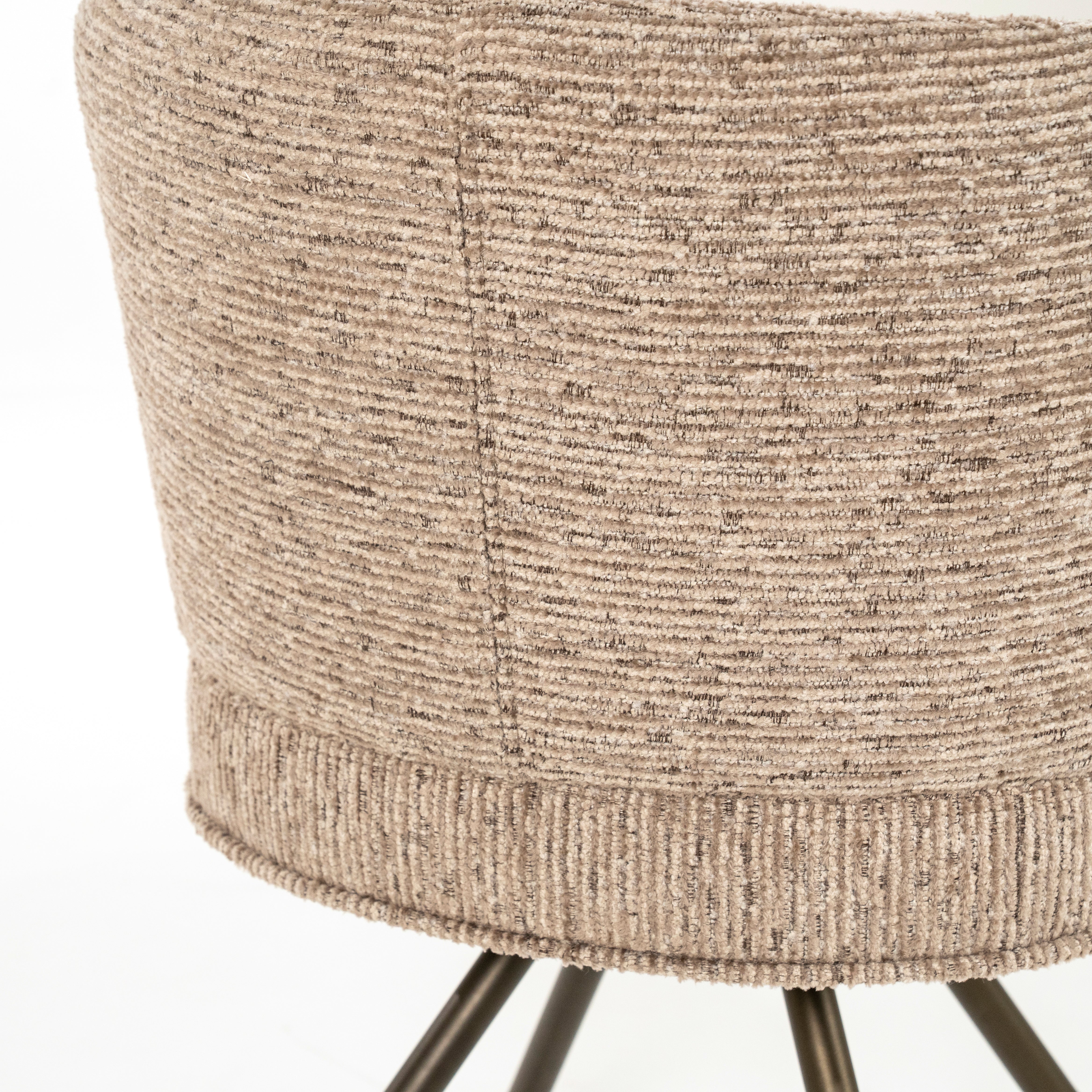 Krzesło obrotowe JAYSON brązowy z ciemnobrązową podstawą