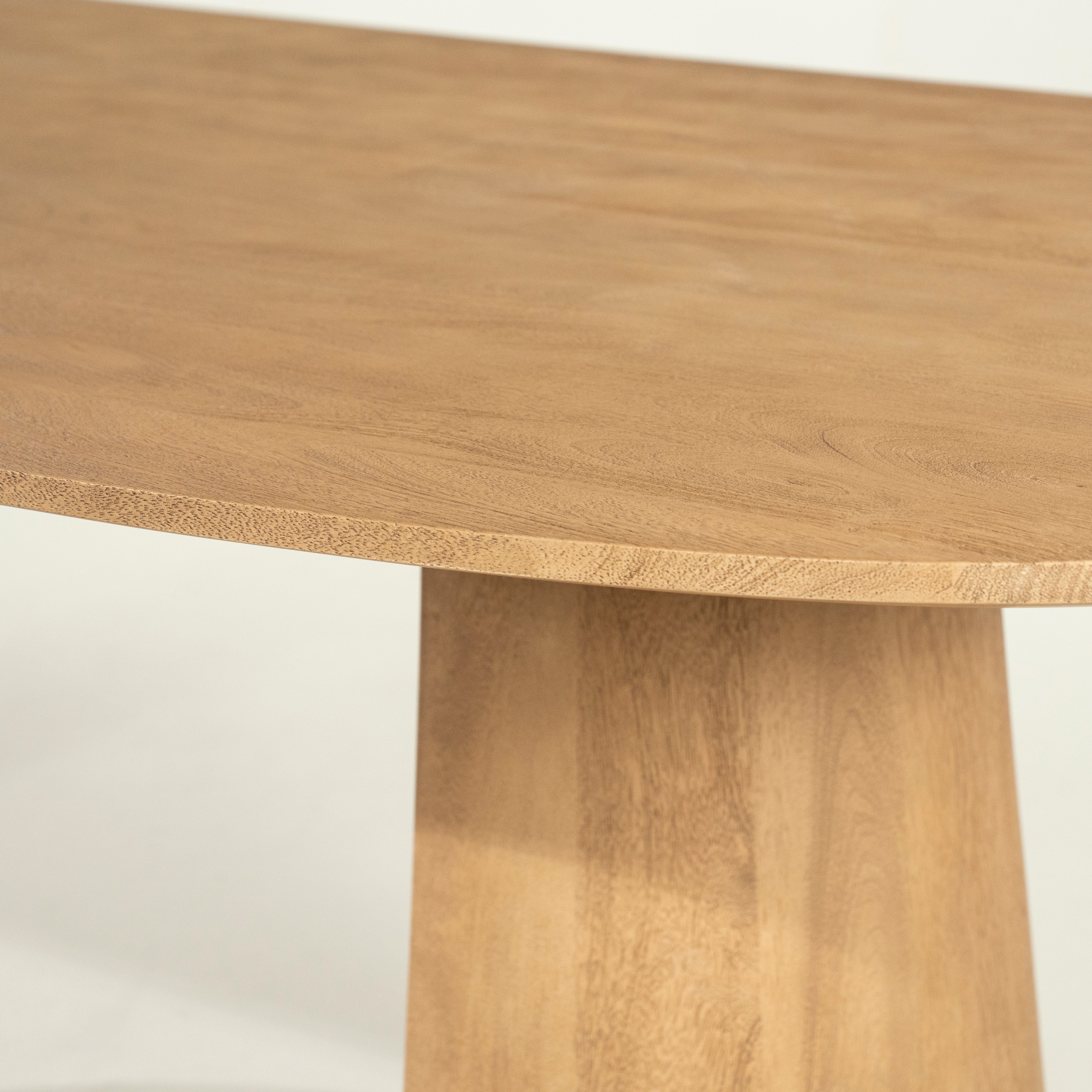 Oval Table LUNE Mango Wood