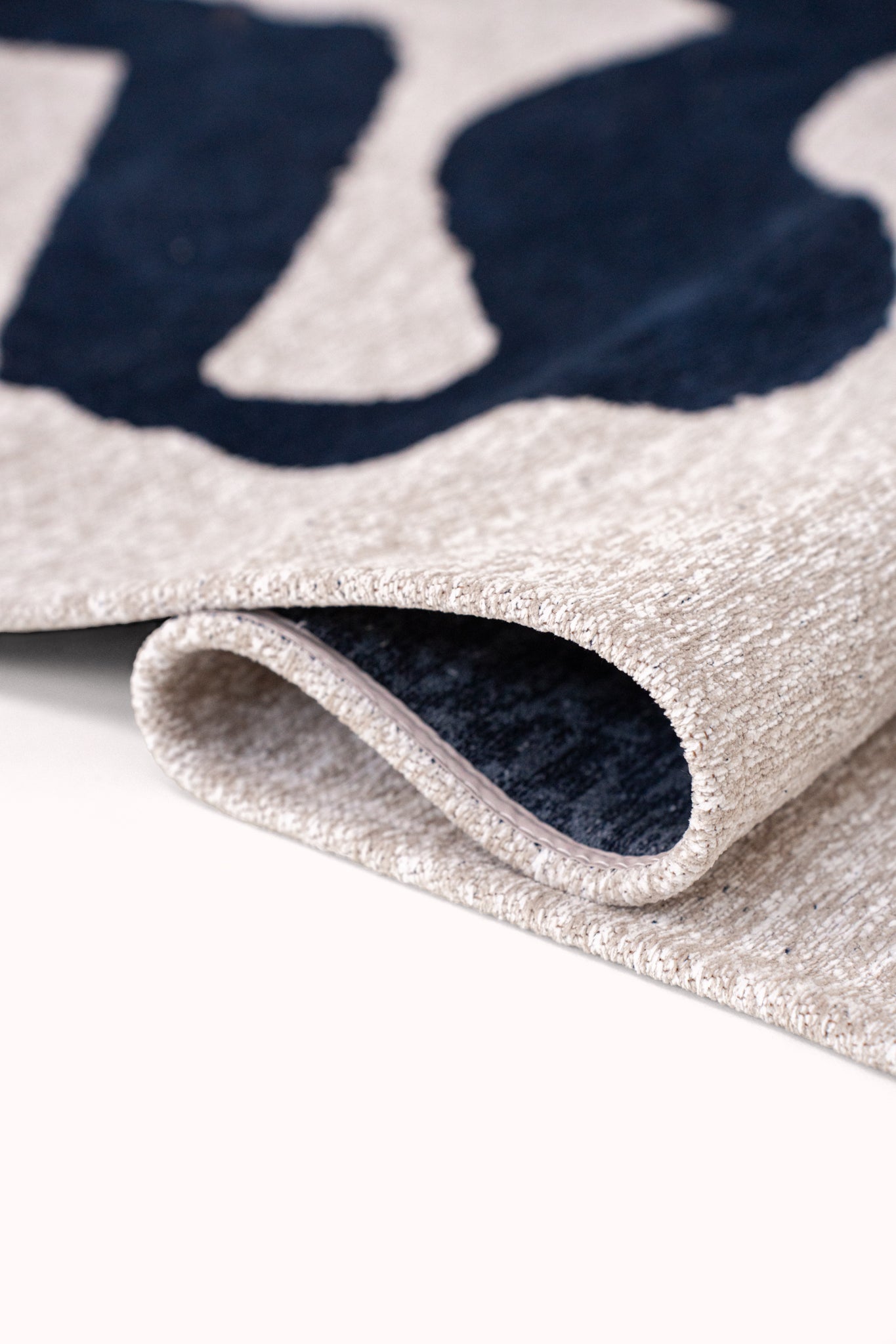 RIBBON Beige Carpet with Dark Blue