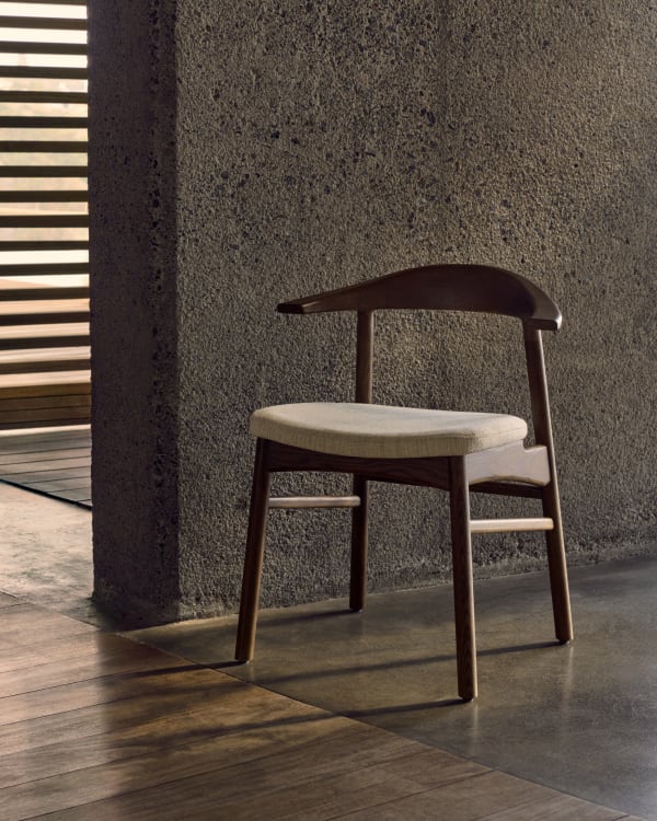 Židle TIMONS béžový šenil s tmavým dubovým podstavcem