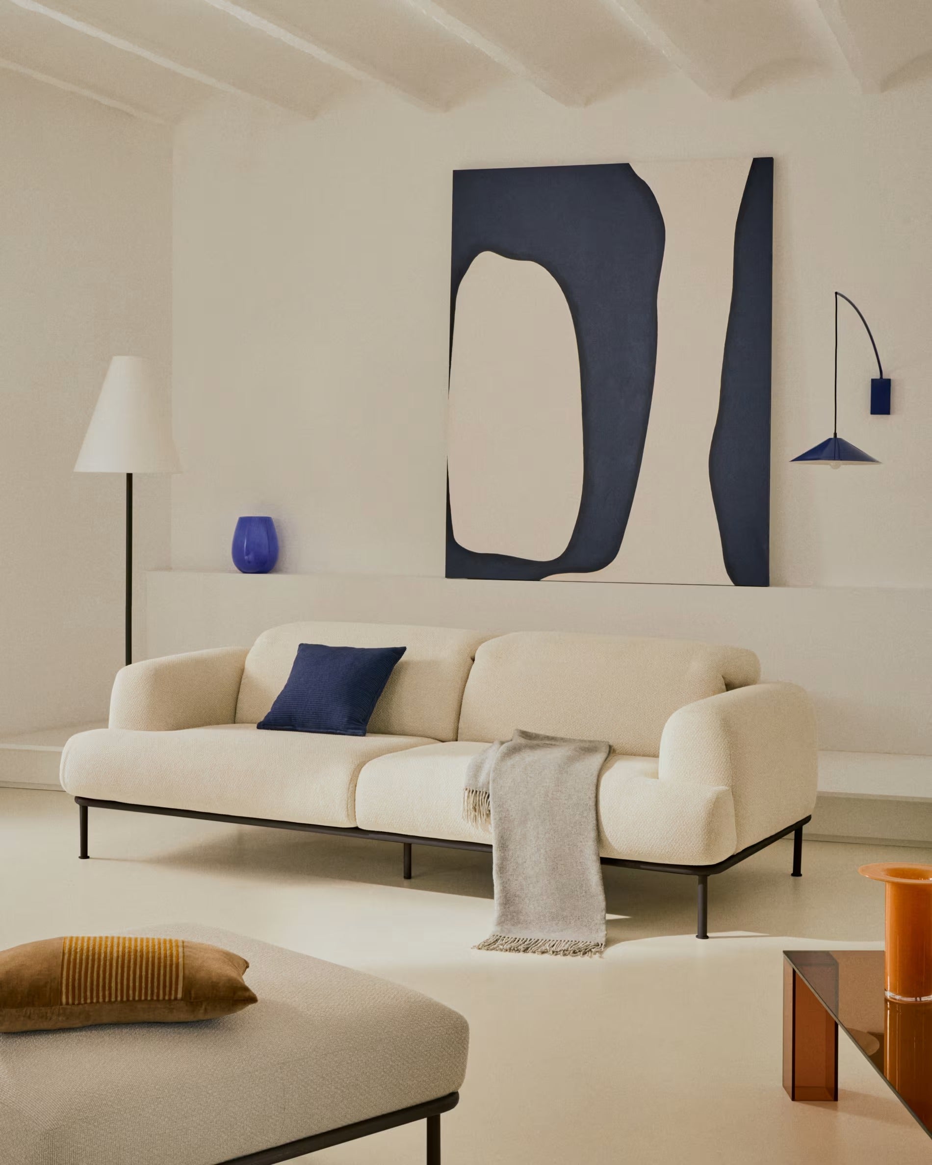 3-seater AURUM ecru chenille sofa with a dark gray base