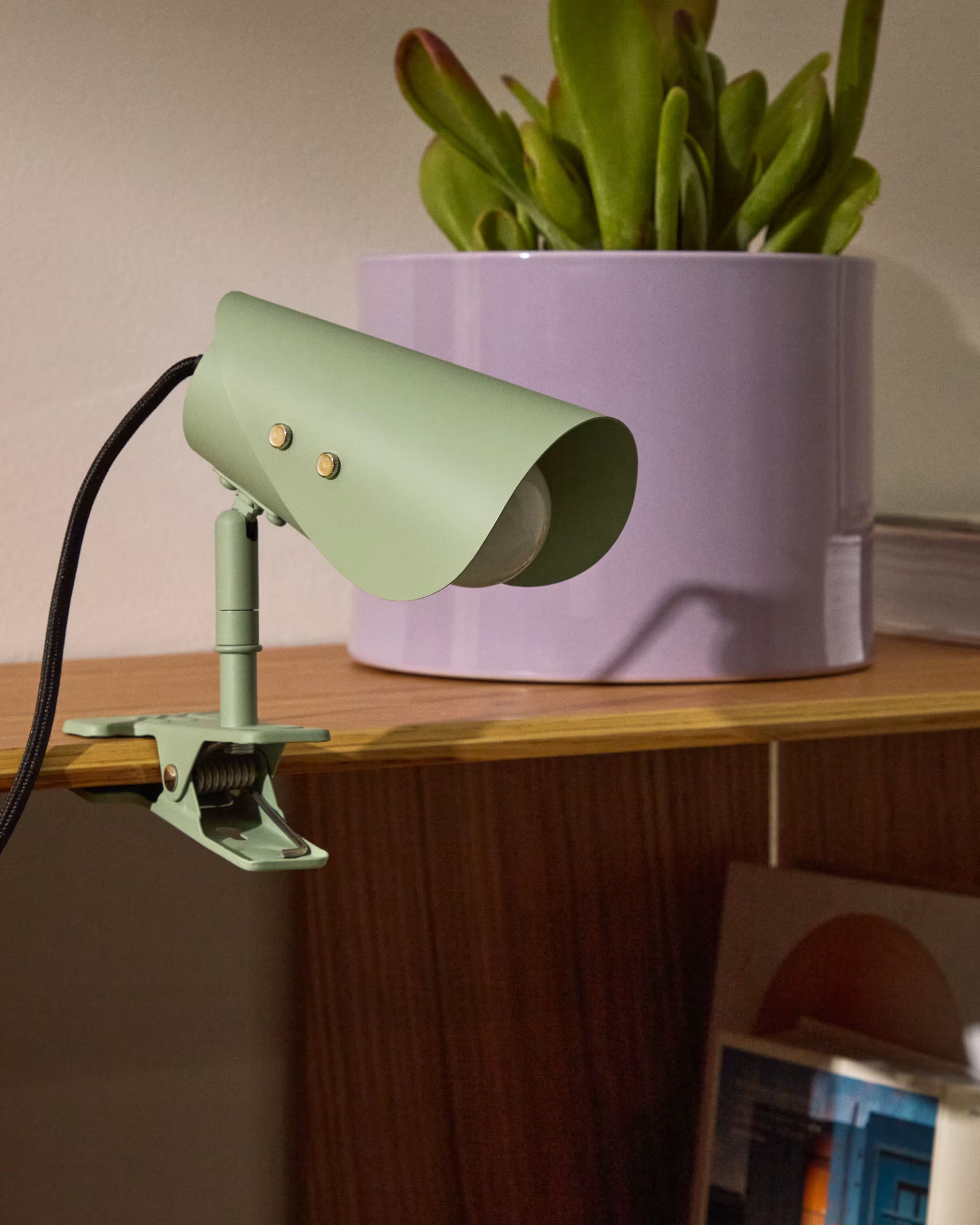 Desk lamp with clip JULA green