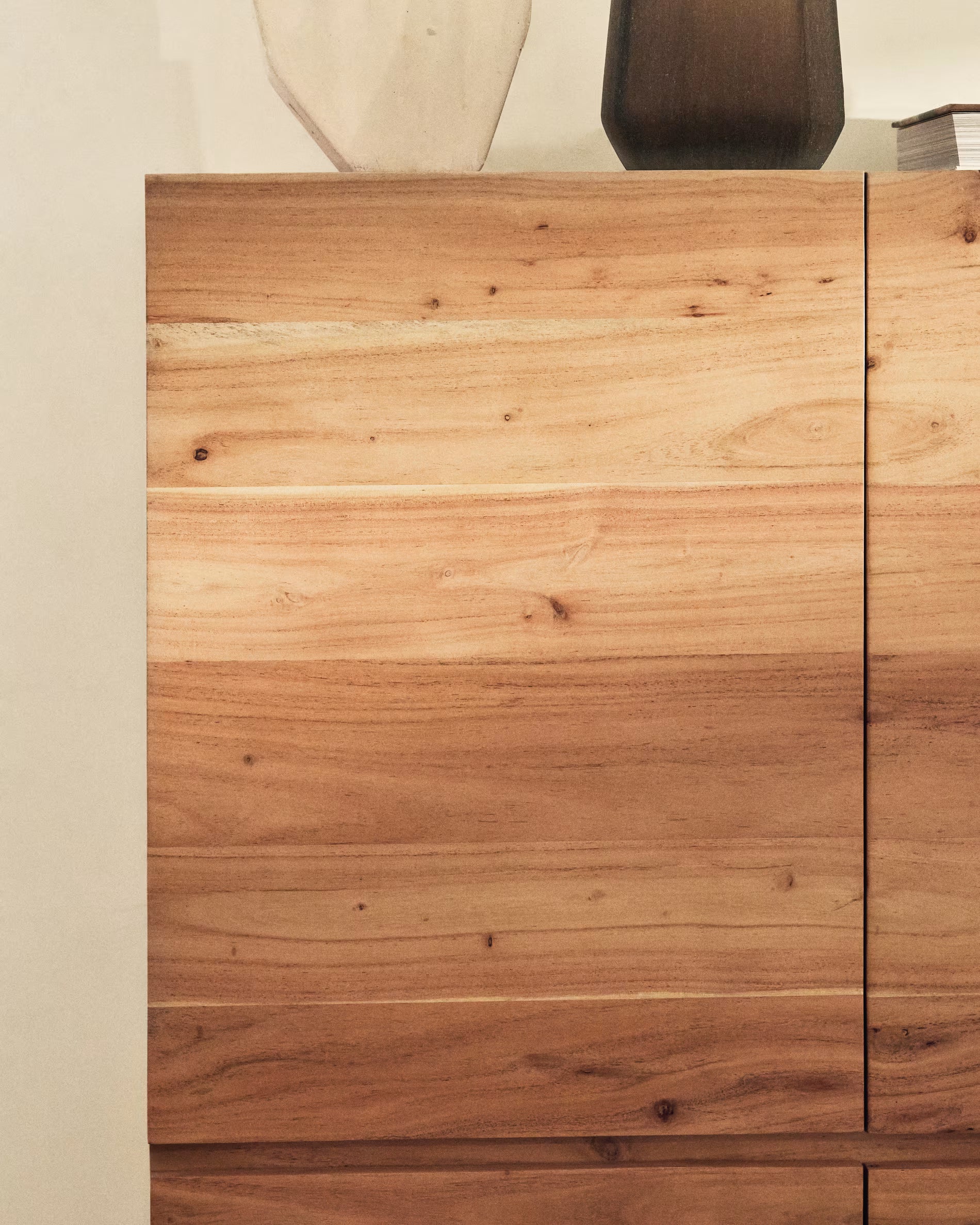 Kredens UXUE drewno akacjowe