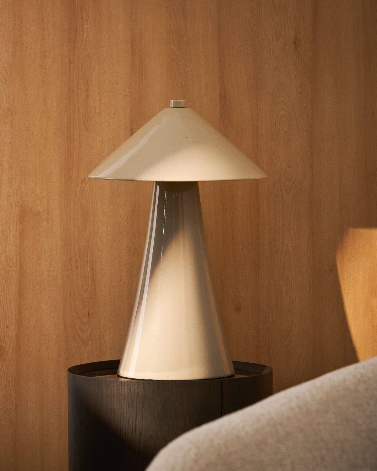 Lampa stołowa CEREN beżowa ceramika – ujęcie 8