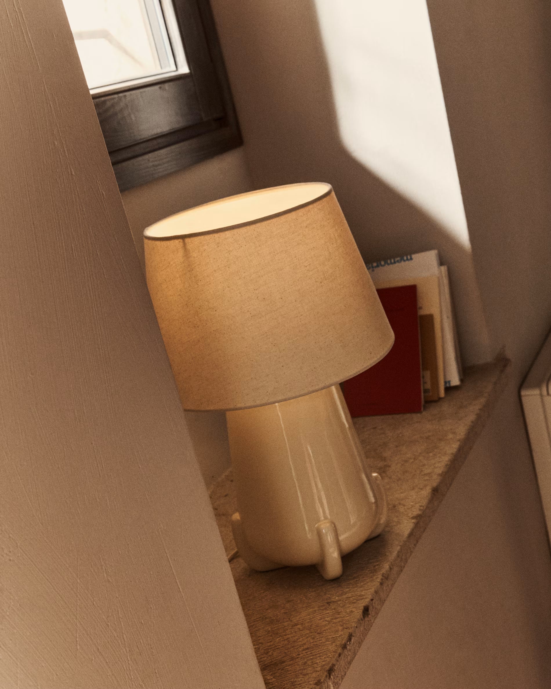 Stolní lampa ODRA béžová