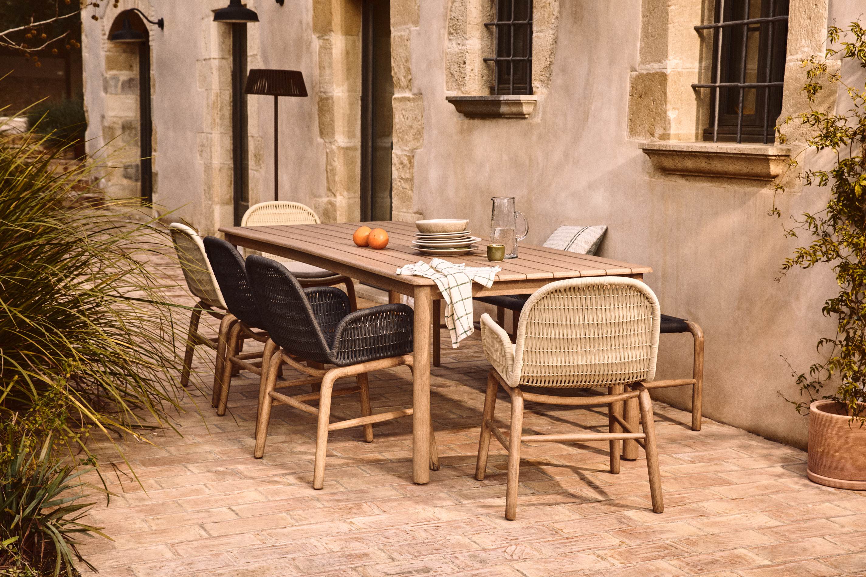 Zahradní křeslo s opěrkami ALIPA tmavě šedé