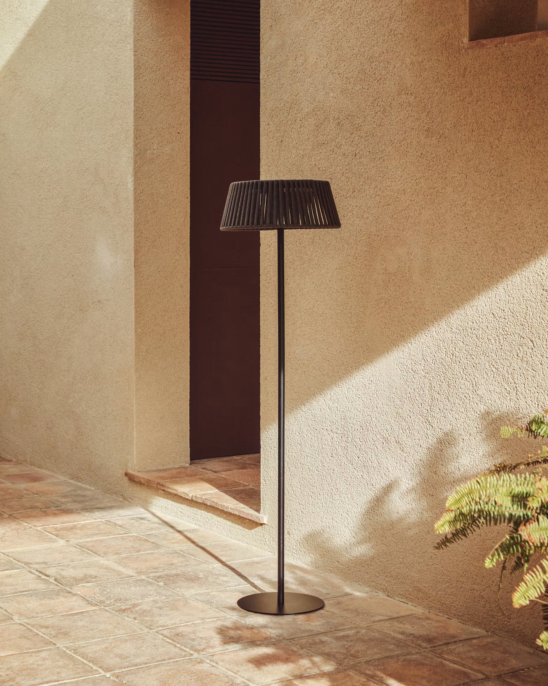 Solární podlahová lampa ALDET černá