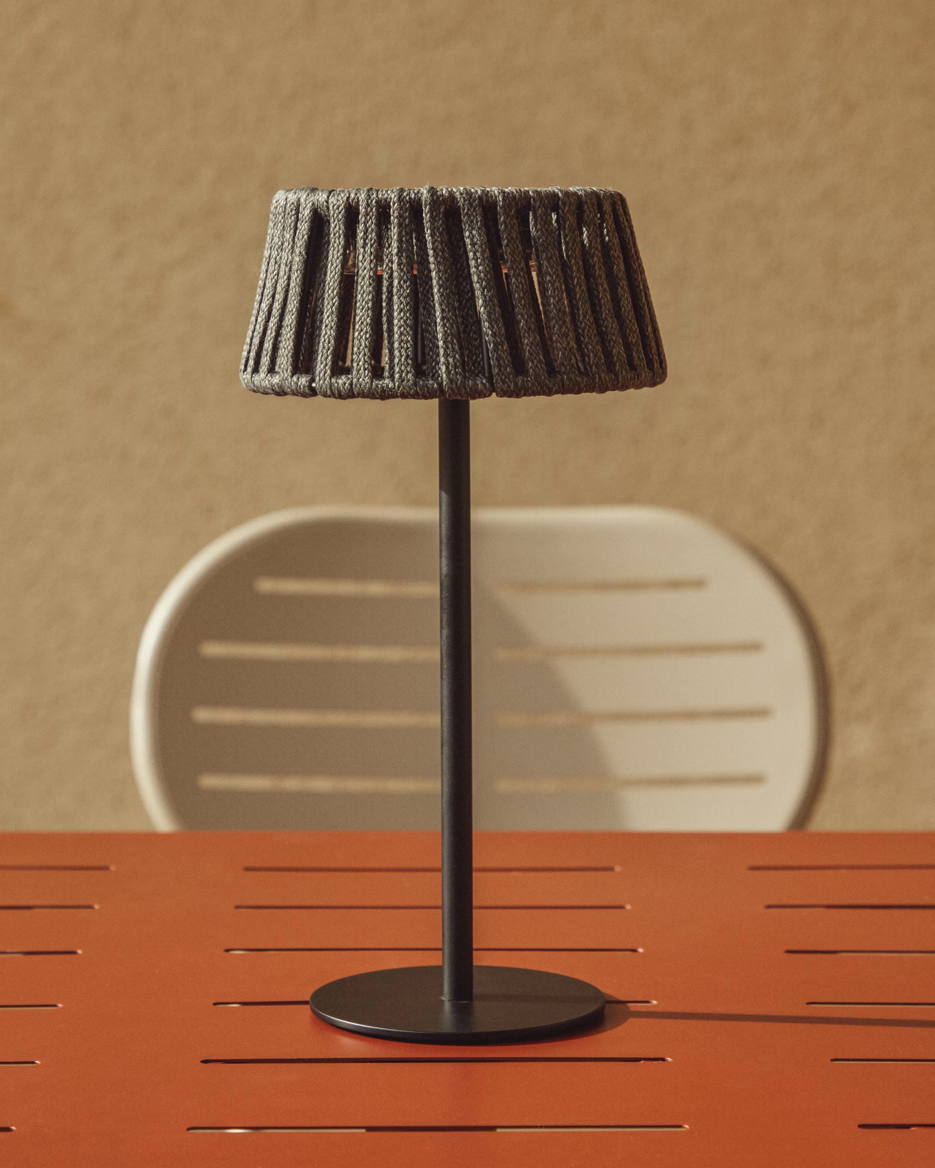 Solární zahradní lampa ALDET černá