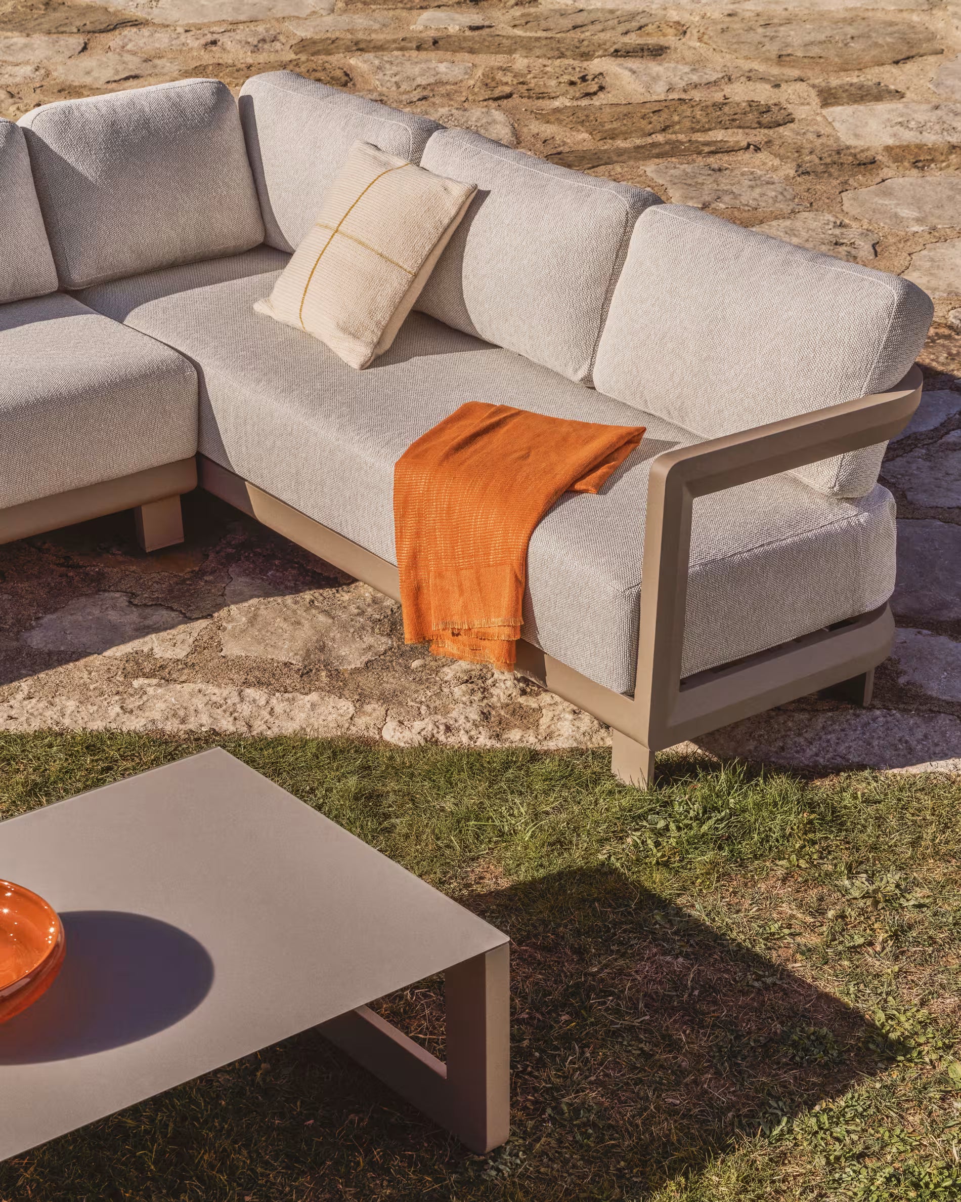 NERANO Light Beige 3-Seater Garden Sofa with Gray Beige Base