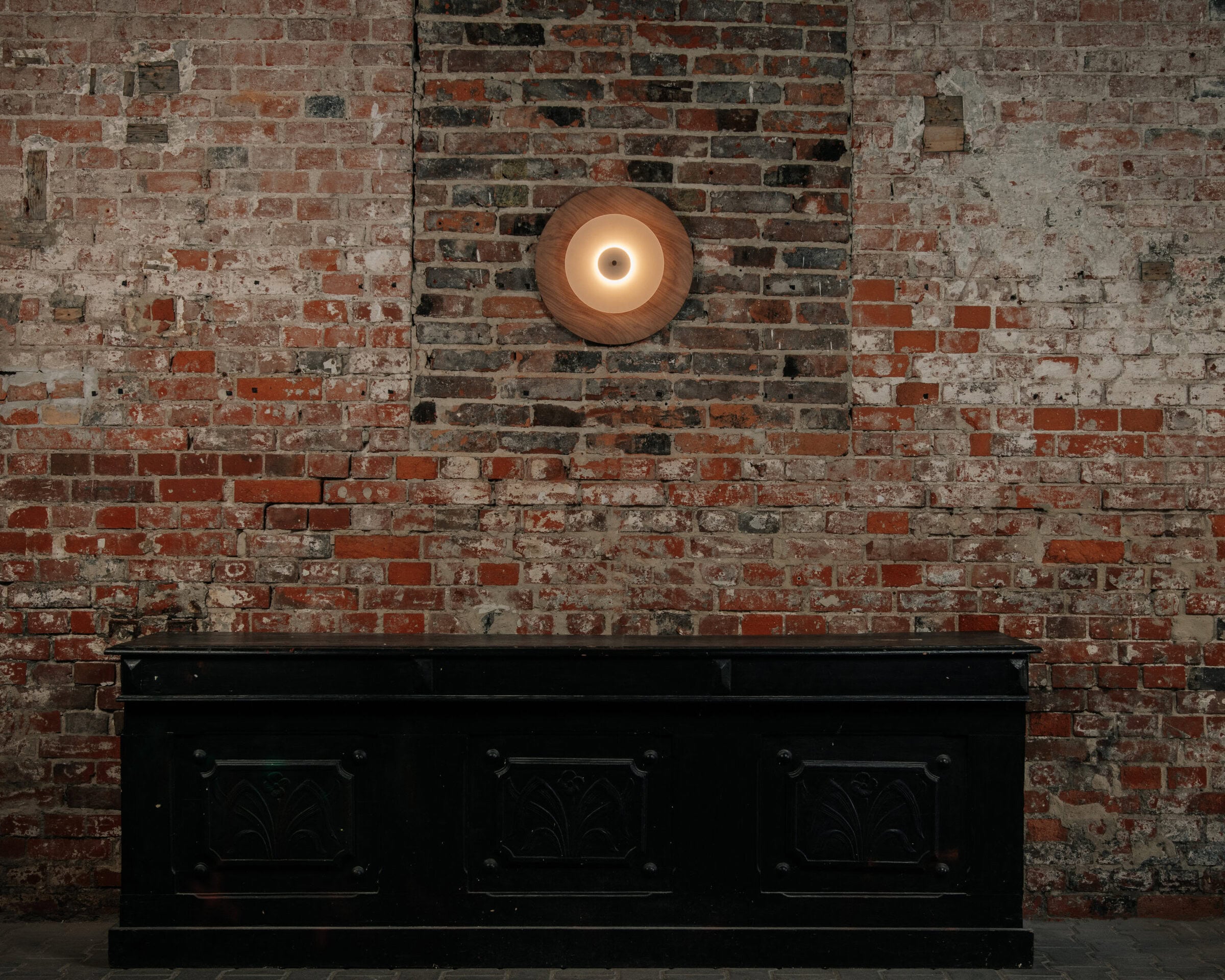 Nástěnné svítidlo AEROPLAN WOOD lite ořechové dřevo