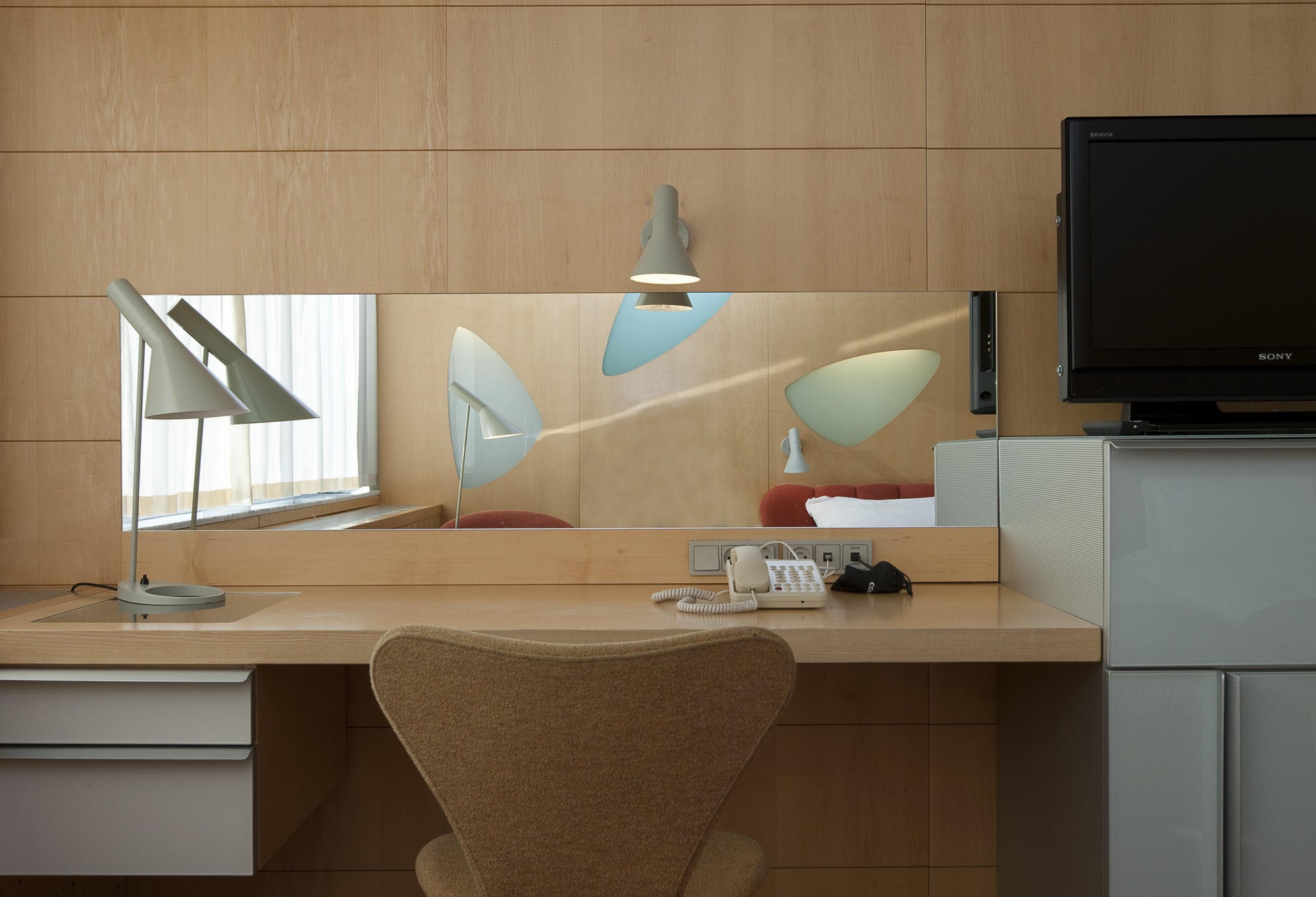 AJ Table Lamp Dirty Blue