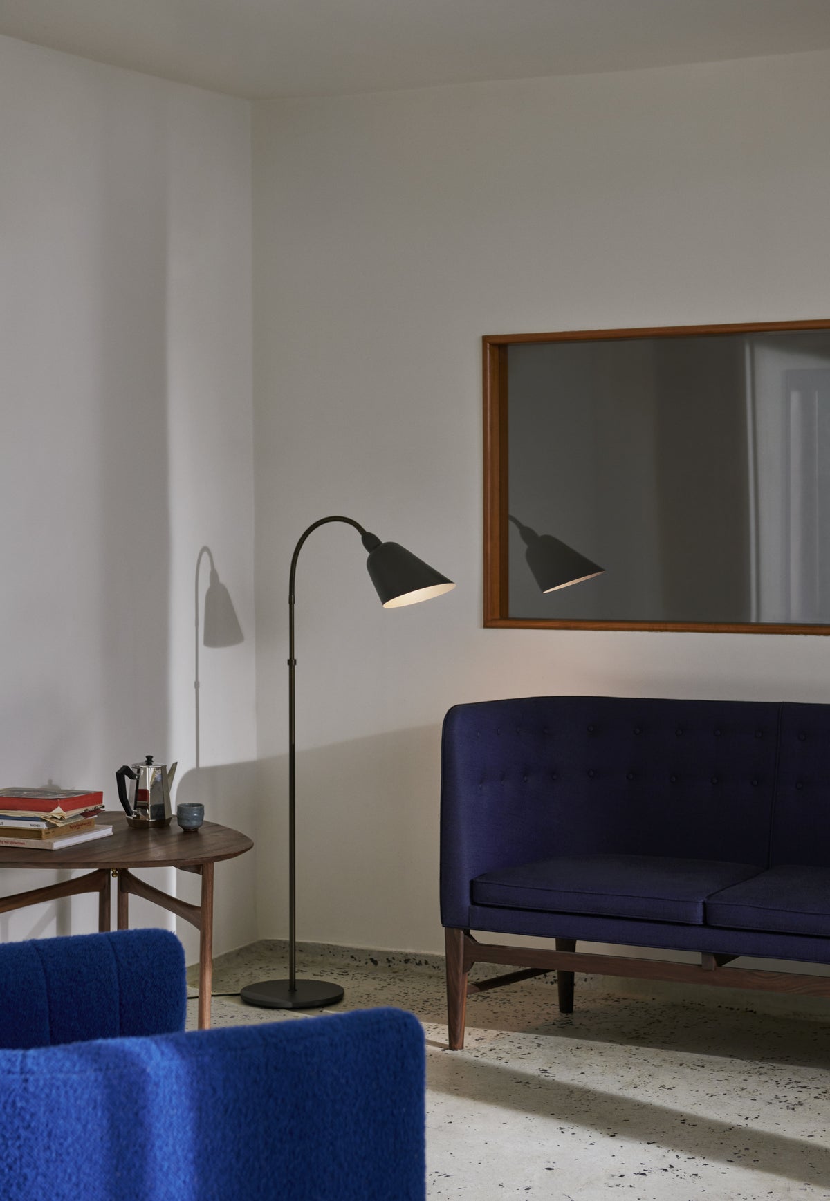 Stolní lampa BELLEVUE AJ7 černá s mosazným povrchem