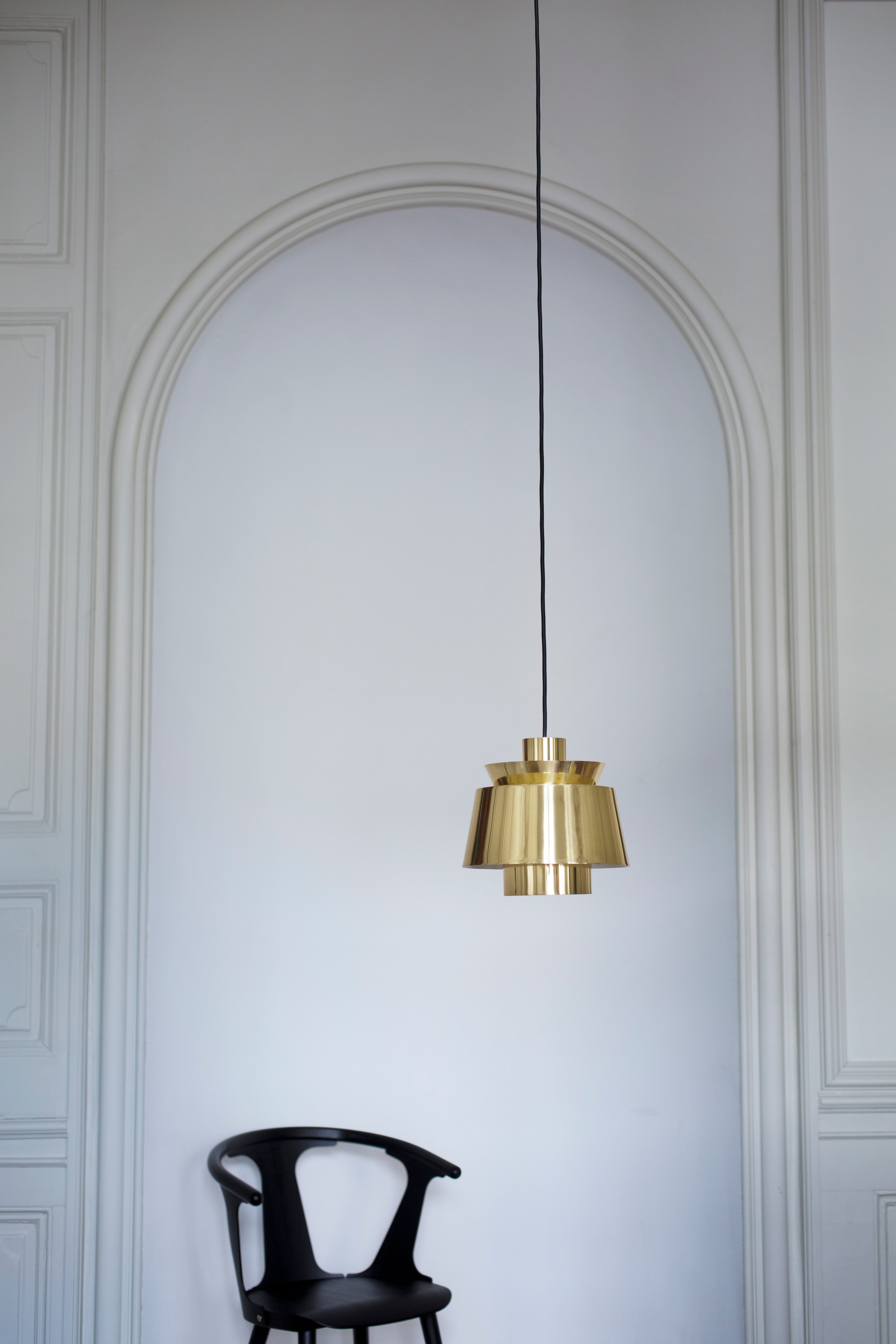Lustrná lampa UTZON JU1 mosazná