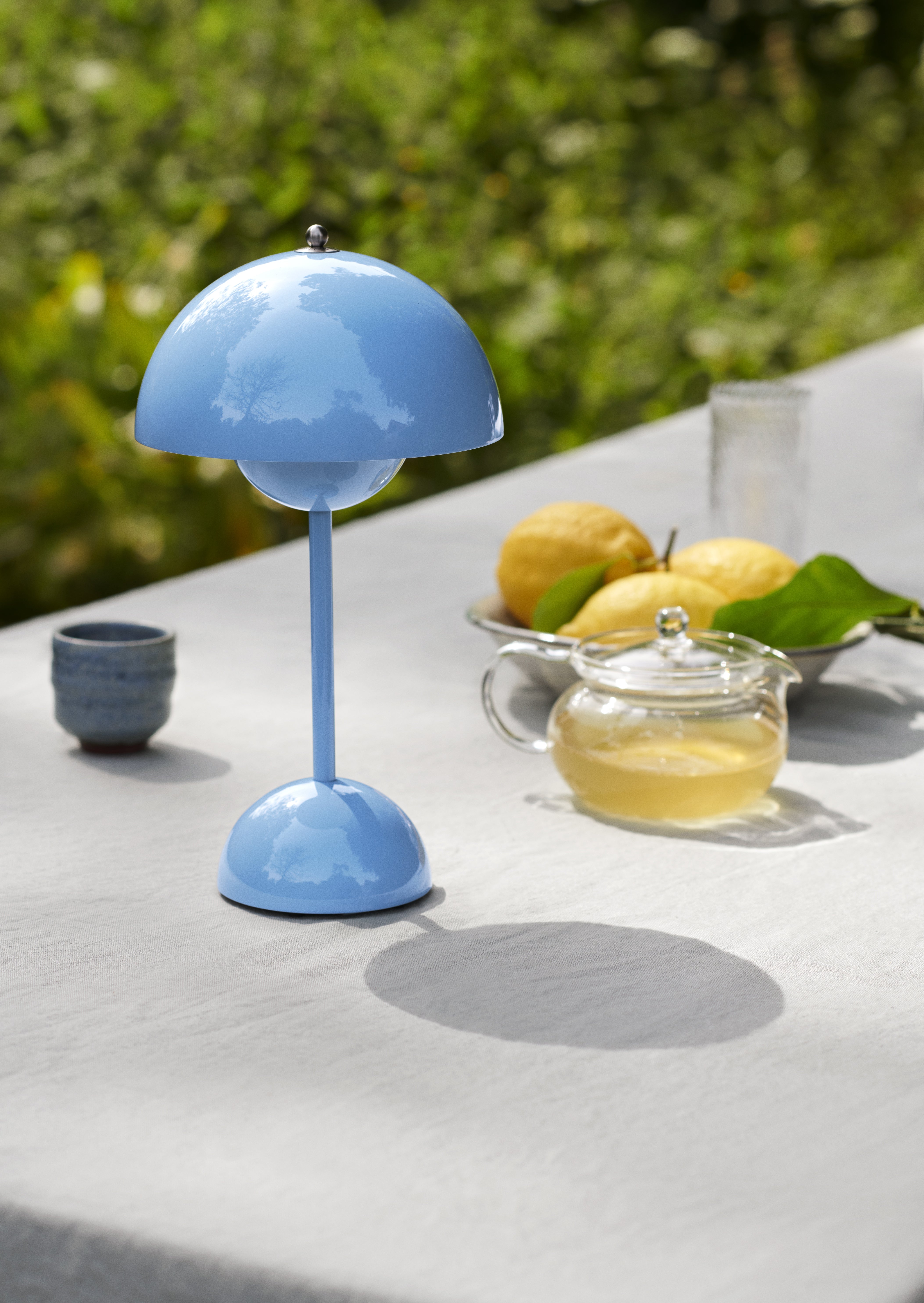 Lampa přenosná FLOWERPOT VP9 modrá