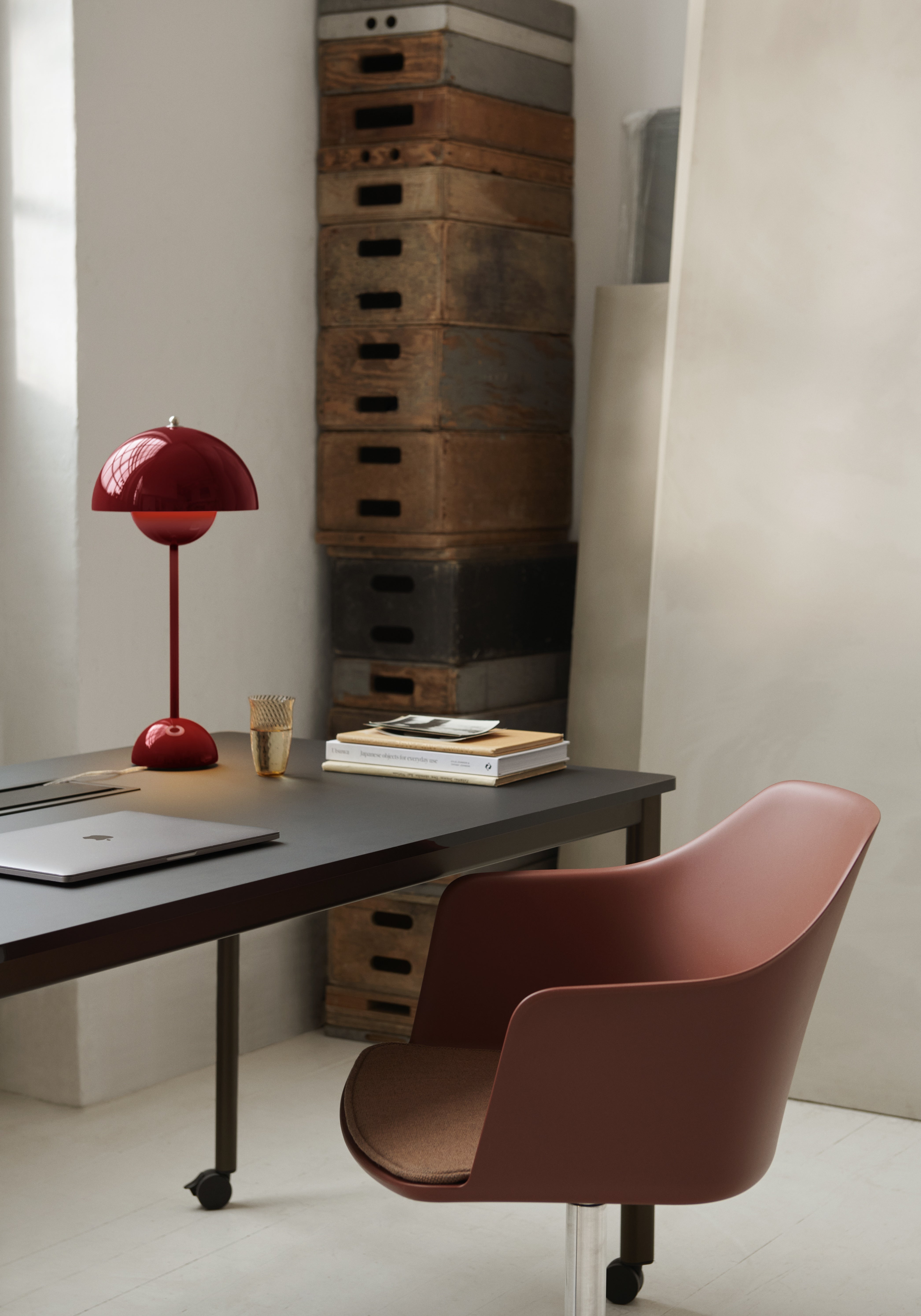 Lampa stolní FLOWERPOT VP3 fuchsie