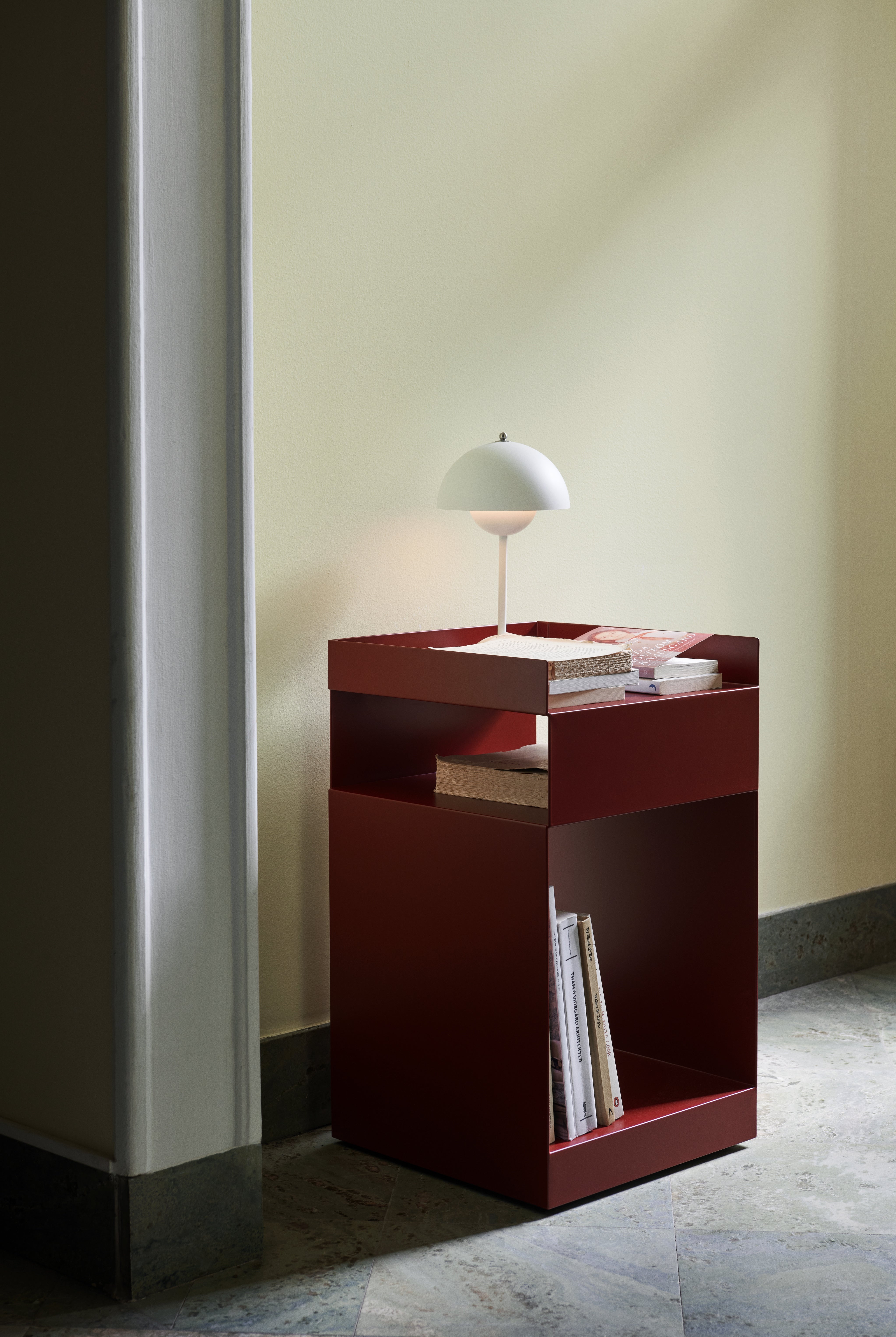 Lampa prenosná FLOWERPOT VP9 matná bílá