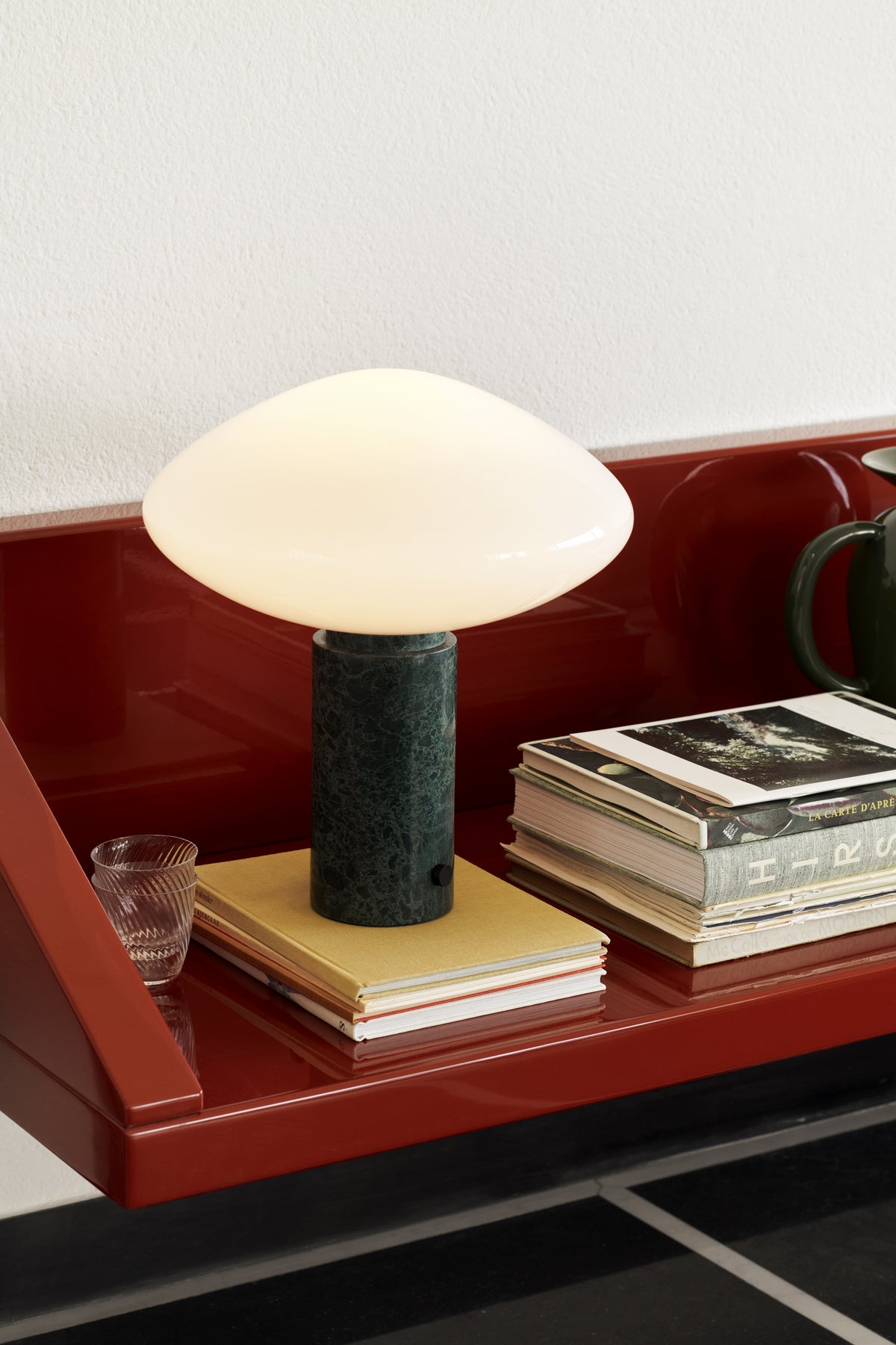 Stolní lampa MIST AP17 skleněné stínidlo se zeleným mramorovým podstavcem