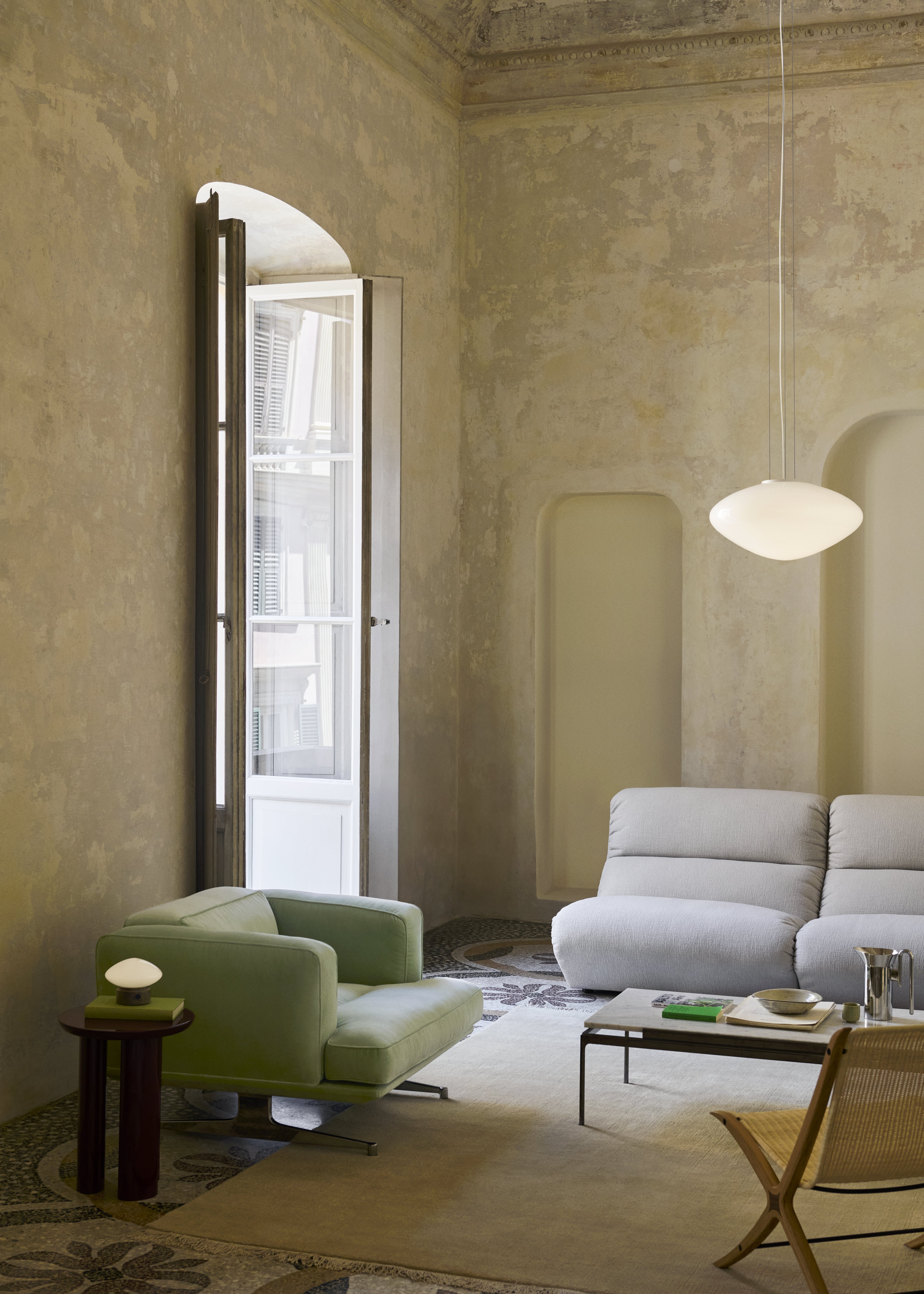 Lampa visící MIST s opálovým stínidlem