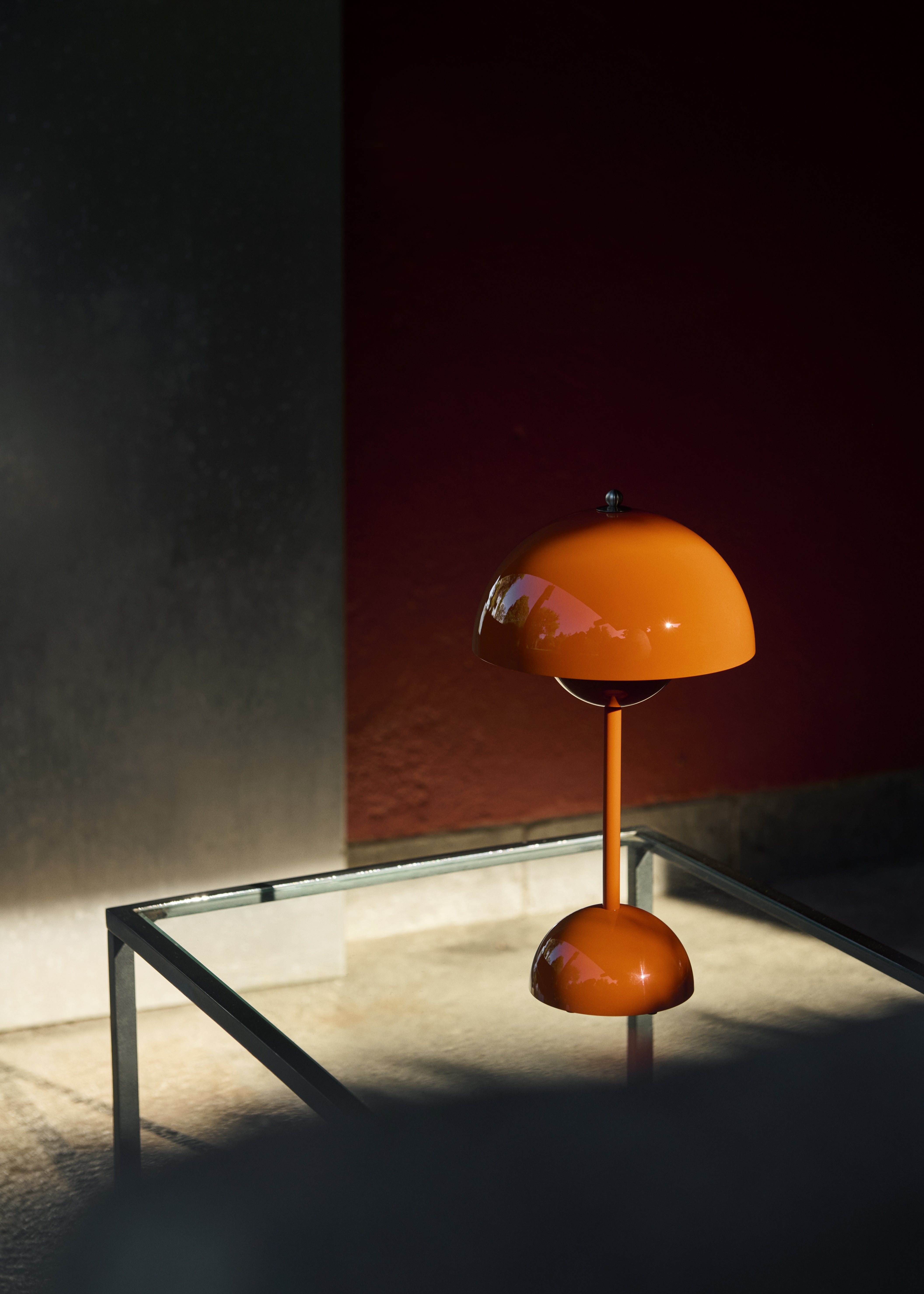 Lampa přenosná FLOWERPOT VP9 oranžová