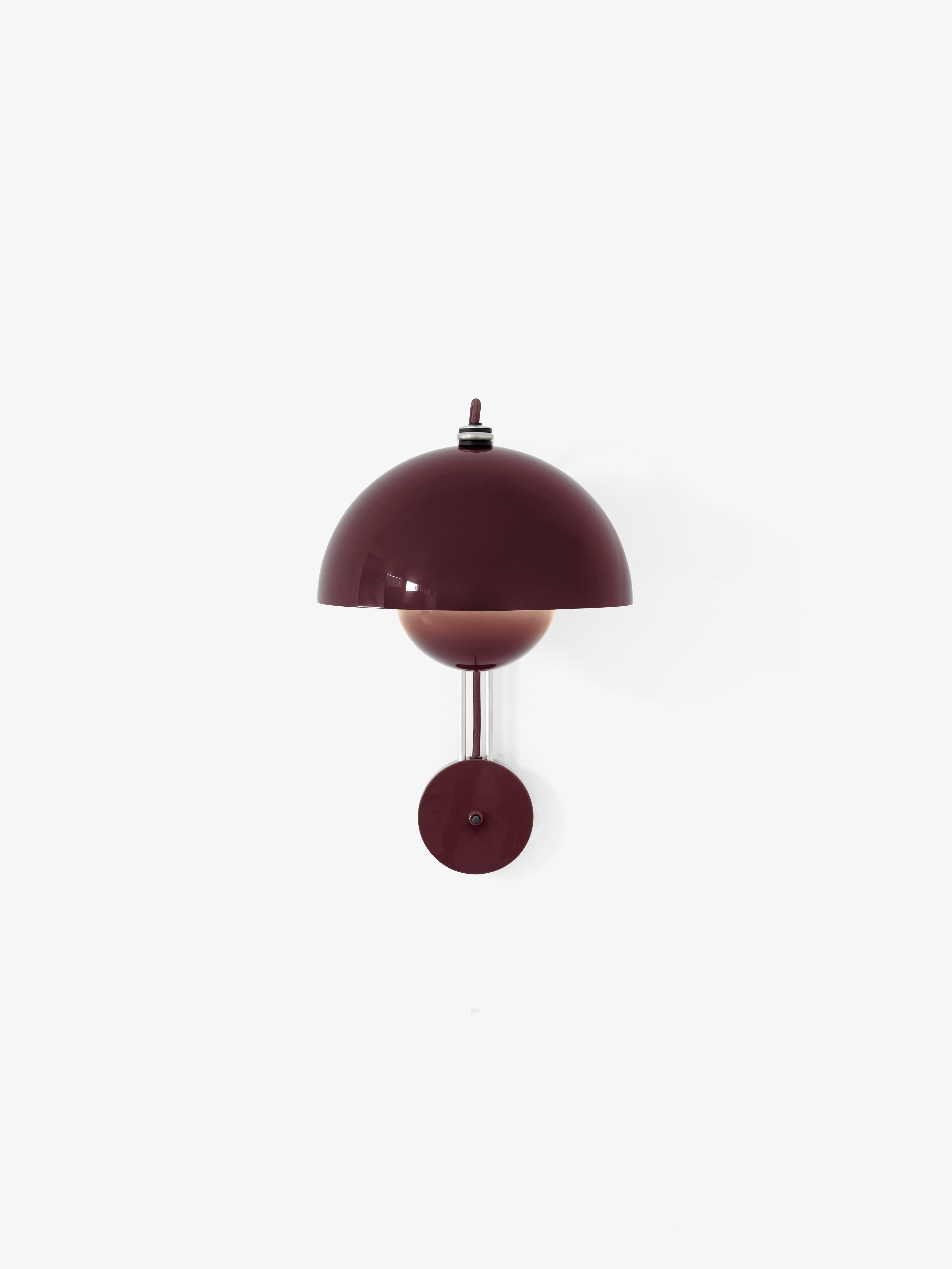 Nástěnná lampa FLOWERPOT VP8 v tmavě švestkové barvě