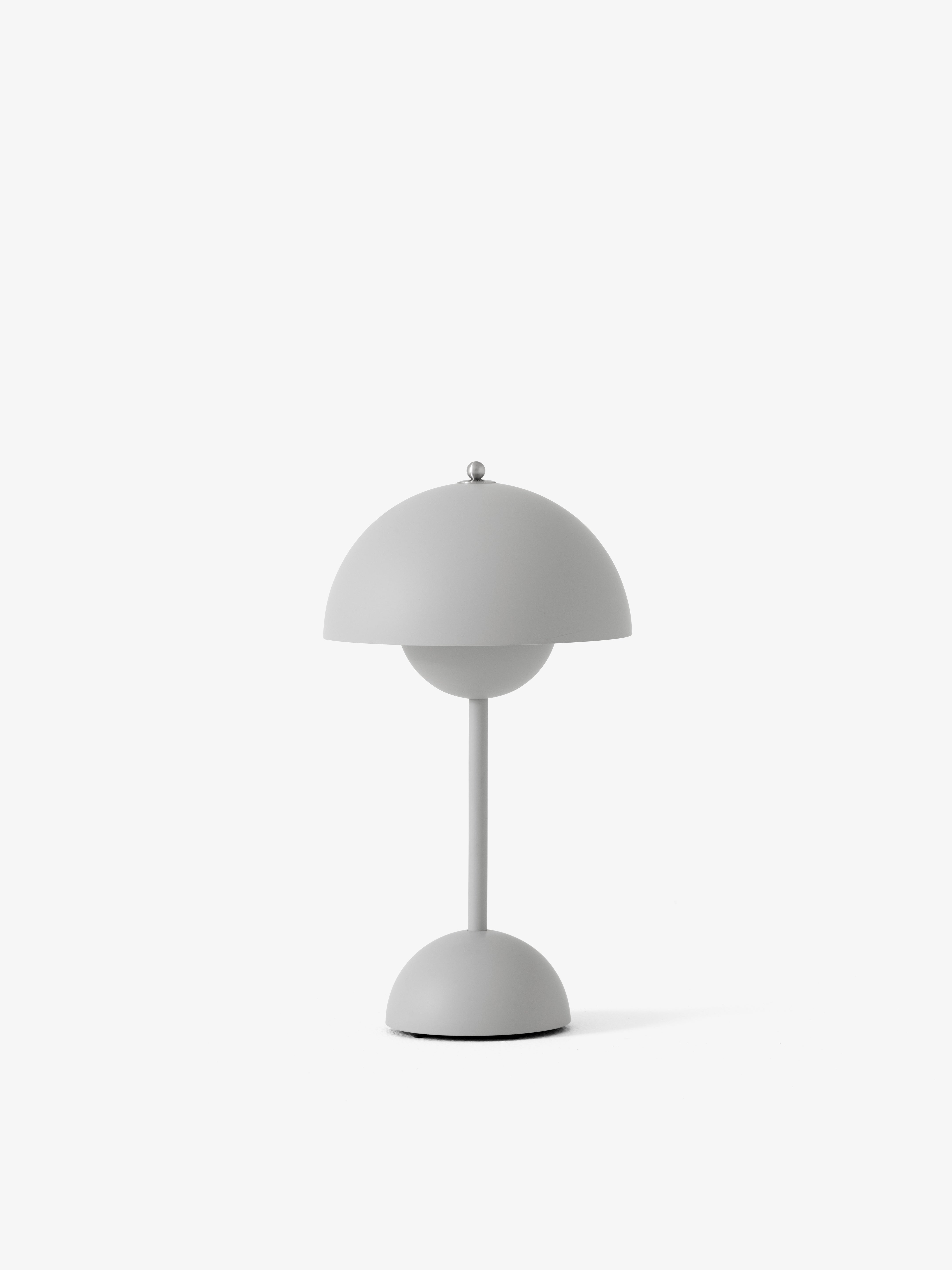 Lampa prenosná FLOWERPOT VP9 matná světle šedá