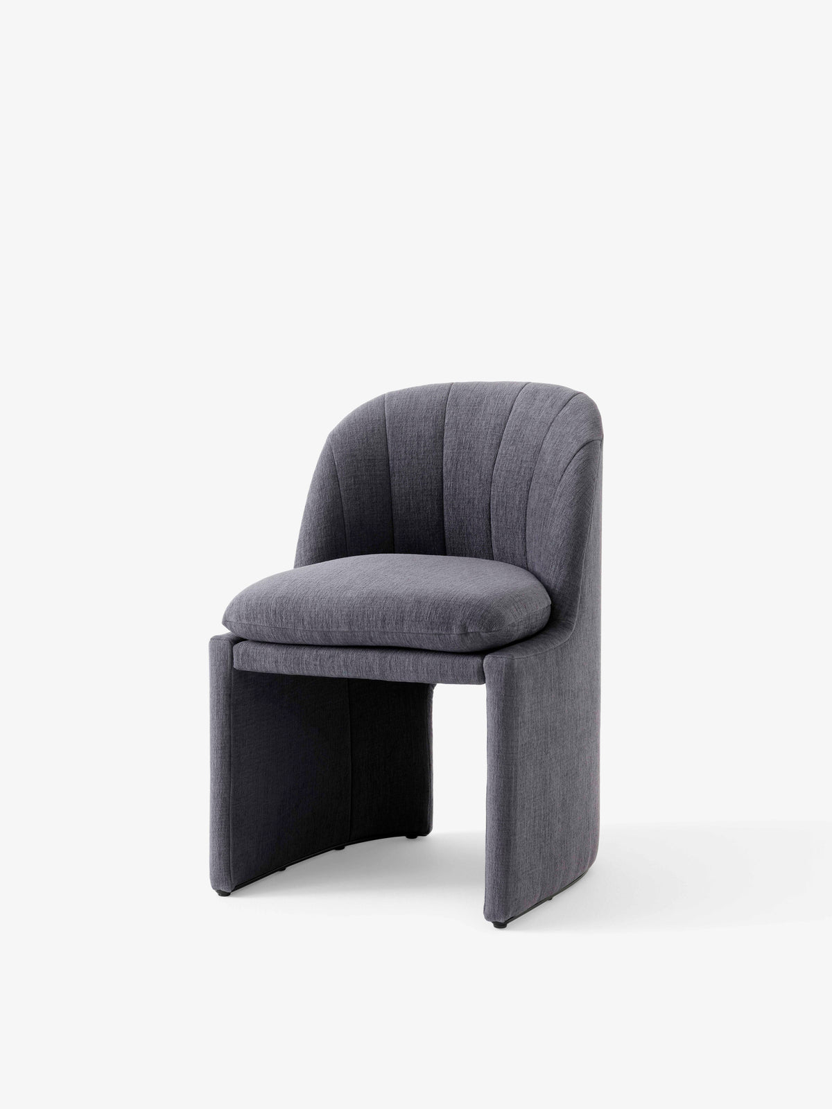 Krzeslo LOAFER SC106 čalouněné