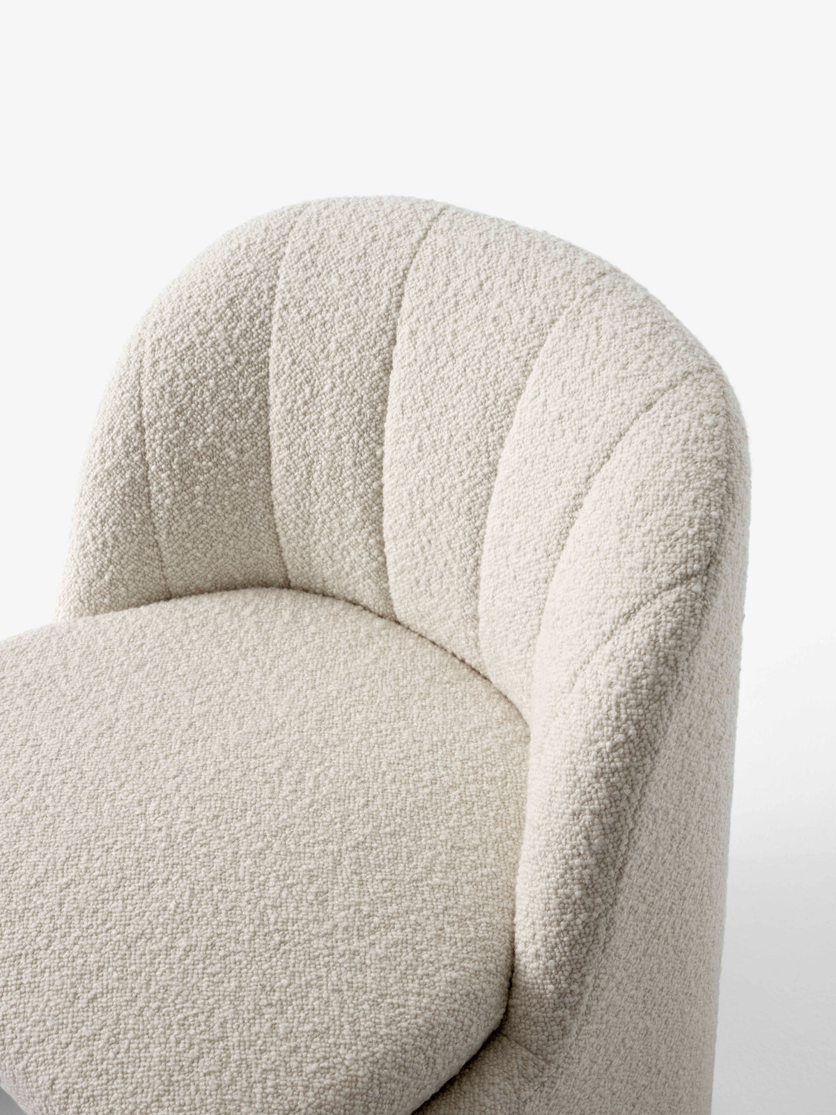 Křeslo LOAFER SC107 čalouněné