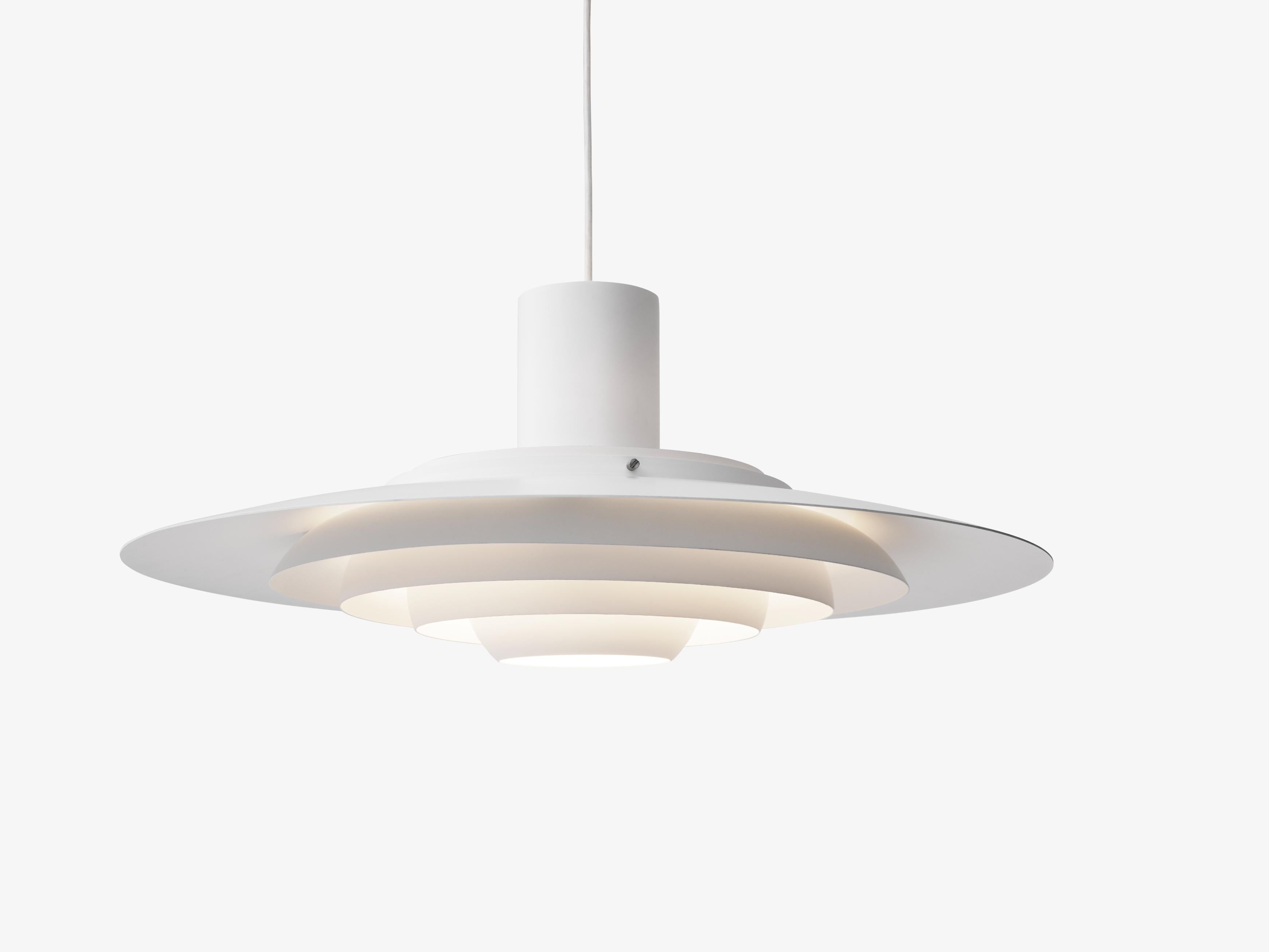 Matná bílá závěsná lampa P376