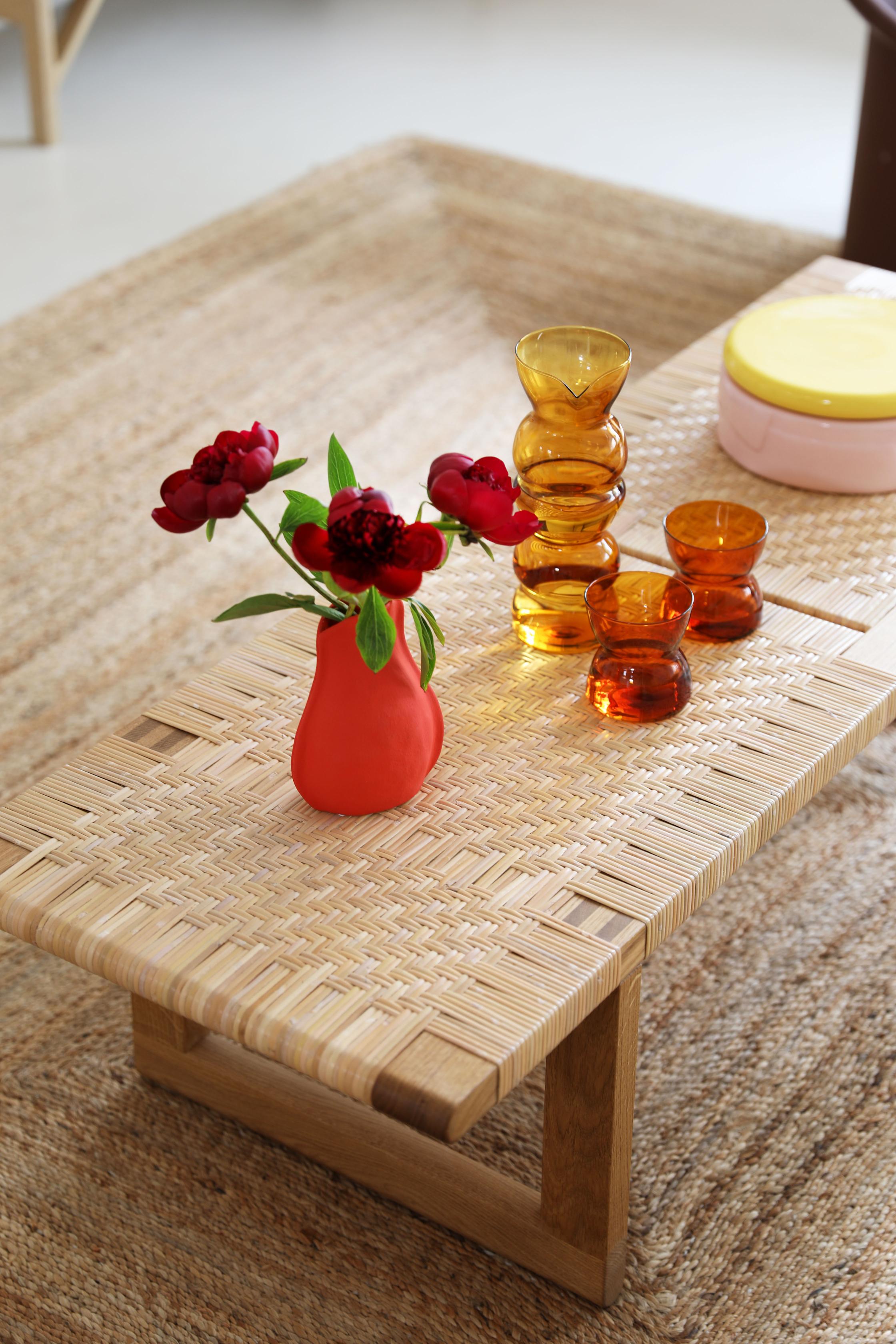 TOTEM Brown Glasses Set