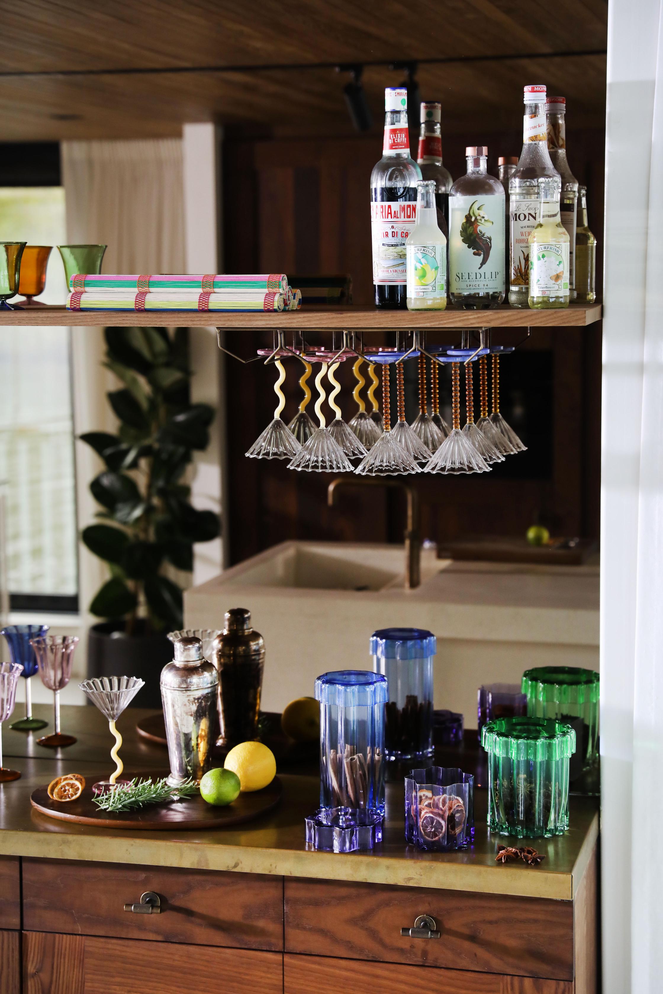 Skleněný zásobník s víkem ASTRAL fialový